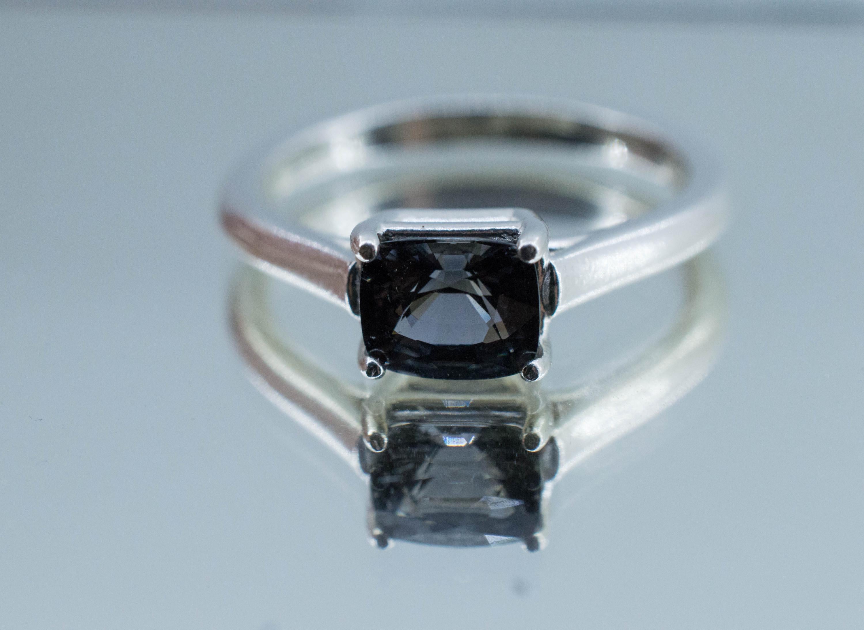 Gray Spinel Ring; Natural Untreated Burma Spinel; 1.070cts