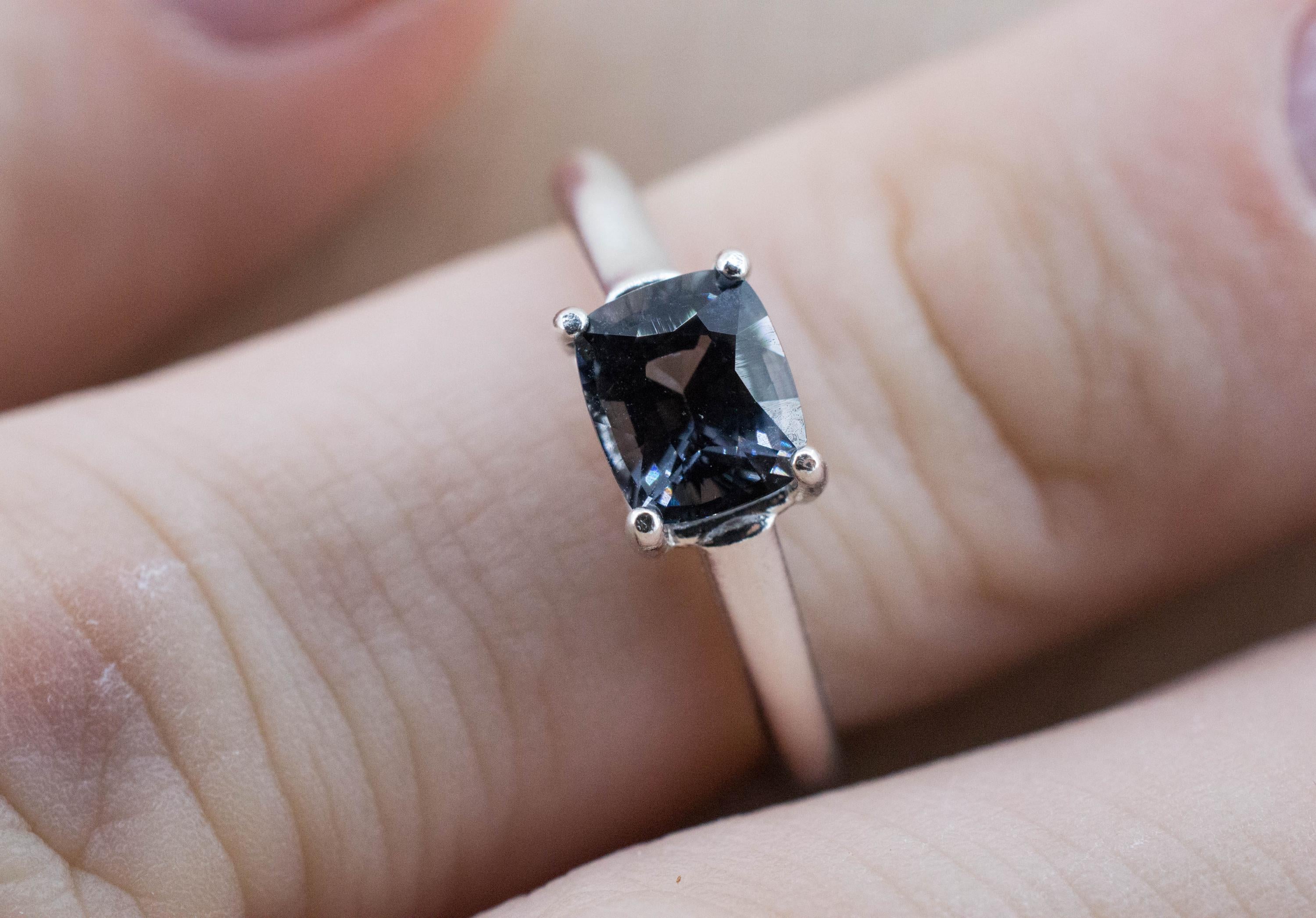Gray Spinel Ring; Natural Untreated Burma Spinel; 1.070cts
