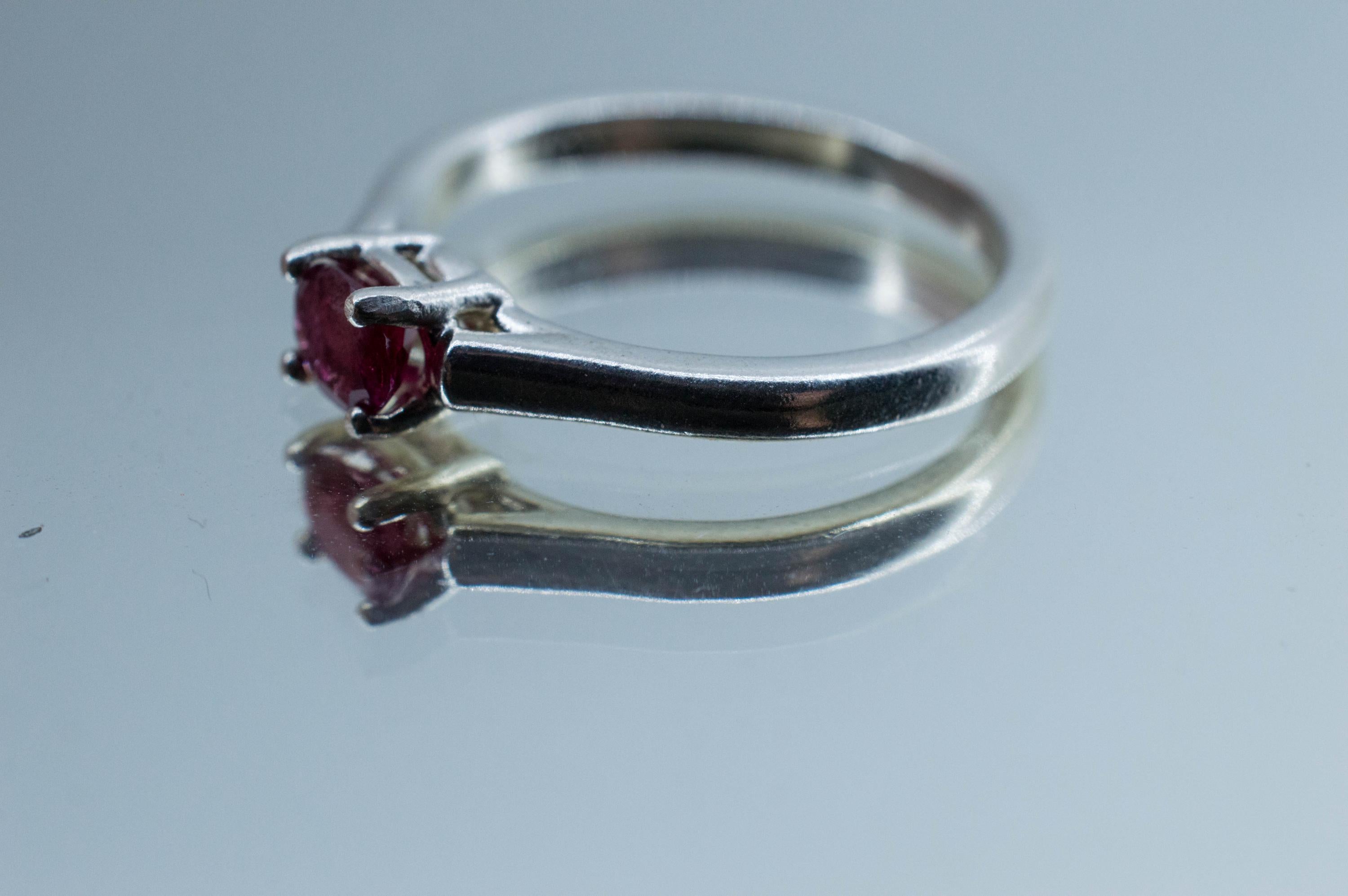 Red Beryl Ring; Natural Untreated USA Bixbite; 0.230cts