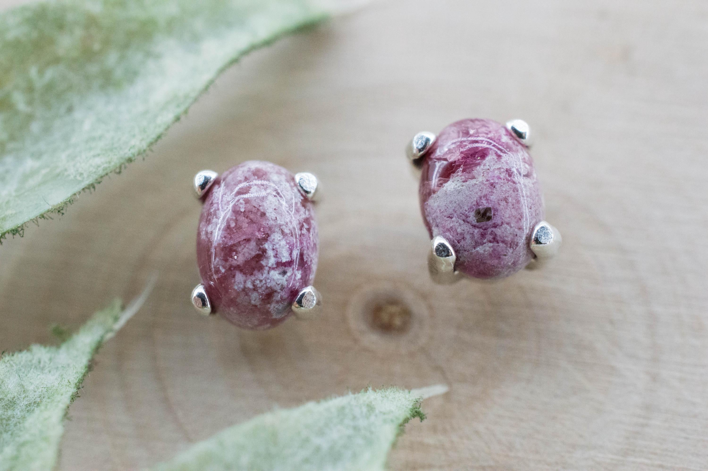 Red Beryl Earrings; Natural Untreated USA Bixbite in Matrix; 1.630cts