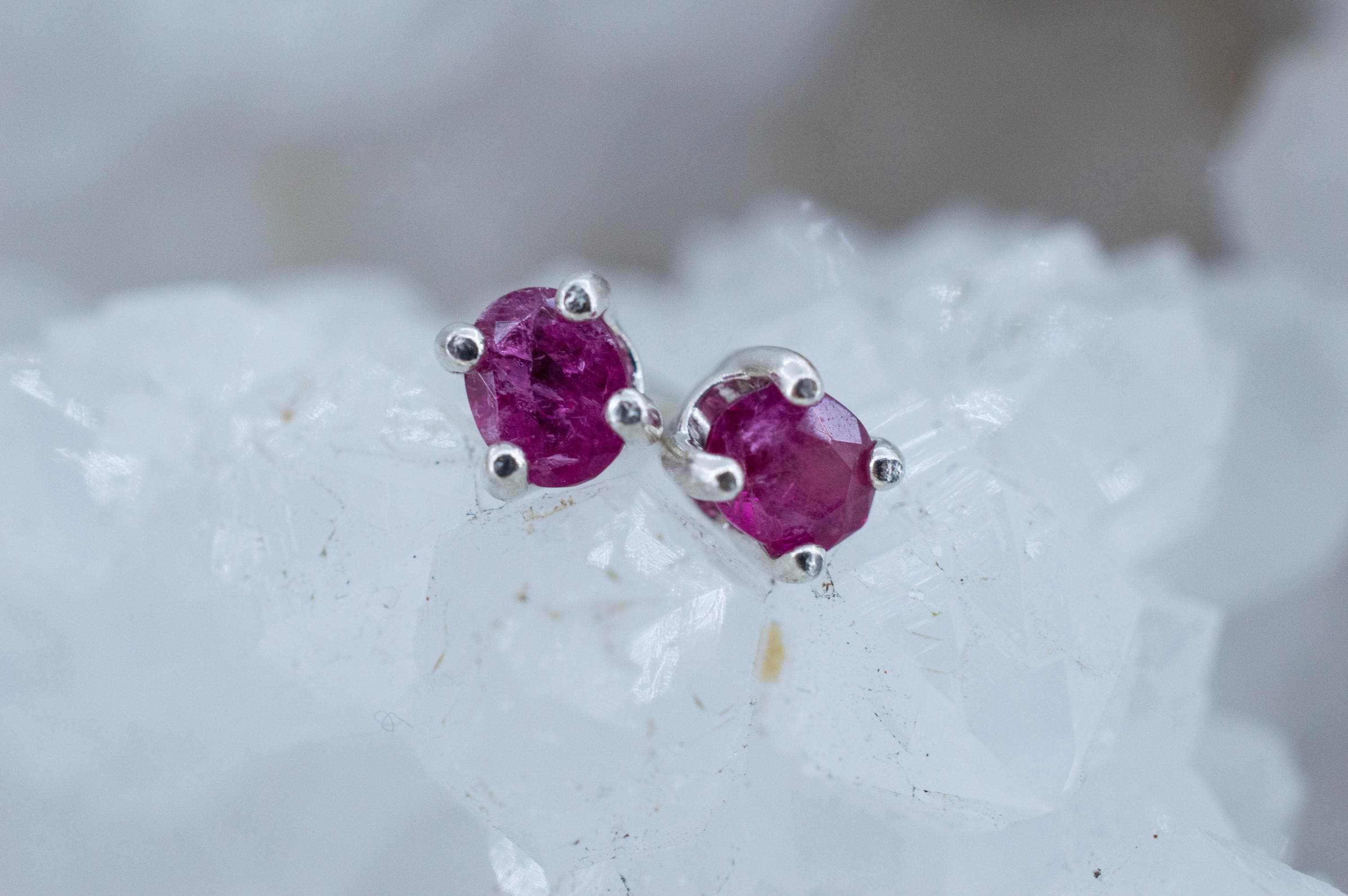 Red Beryl Earrings; Natural Untreated USA Bixbite; 0.330cts