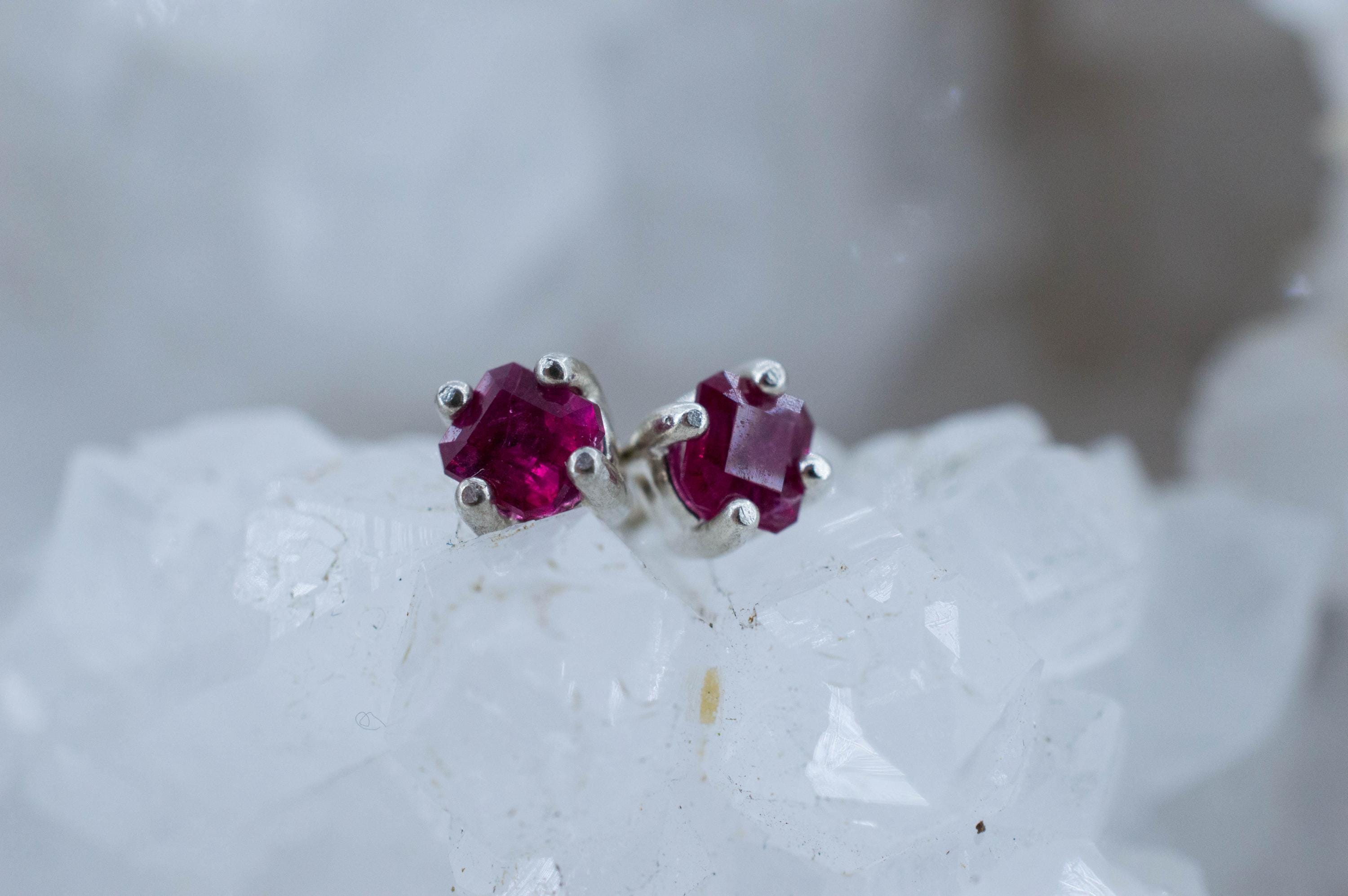 Red Beryl Earrings; Natural Untreated USA Bixbite; 0.340cts