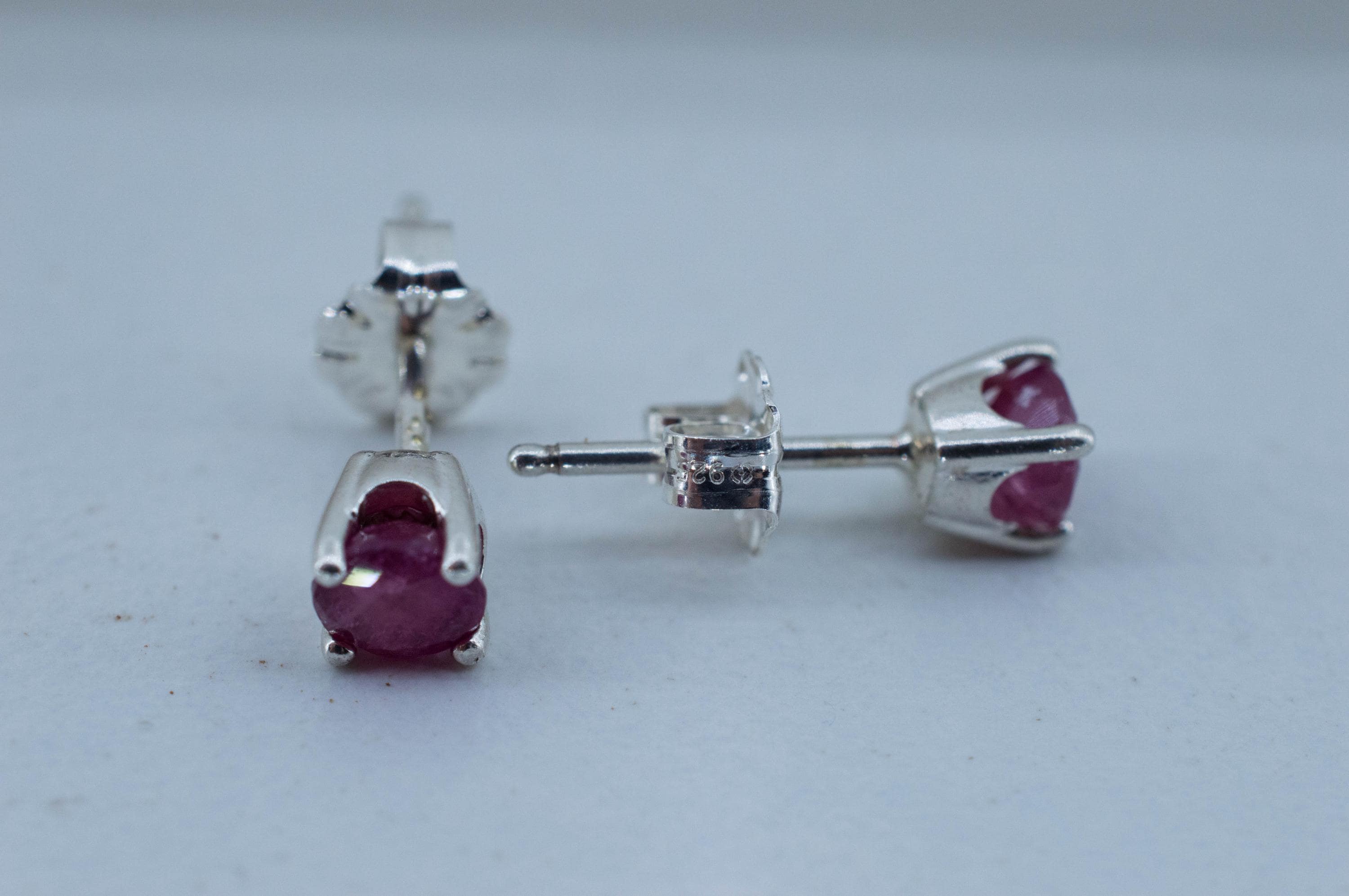 Red Beryl Earrings; Natural Untreated USA Bixbite; 0.670cts