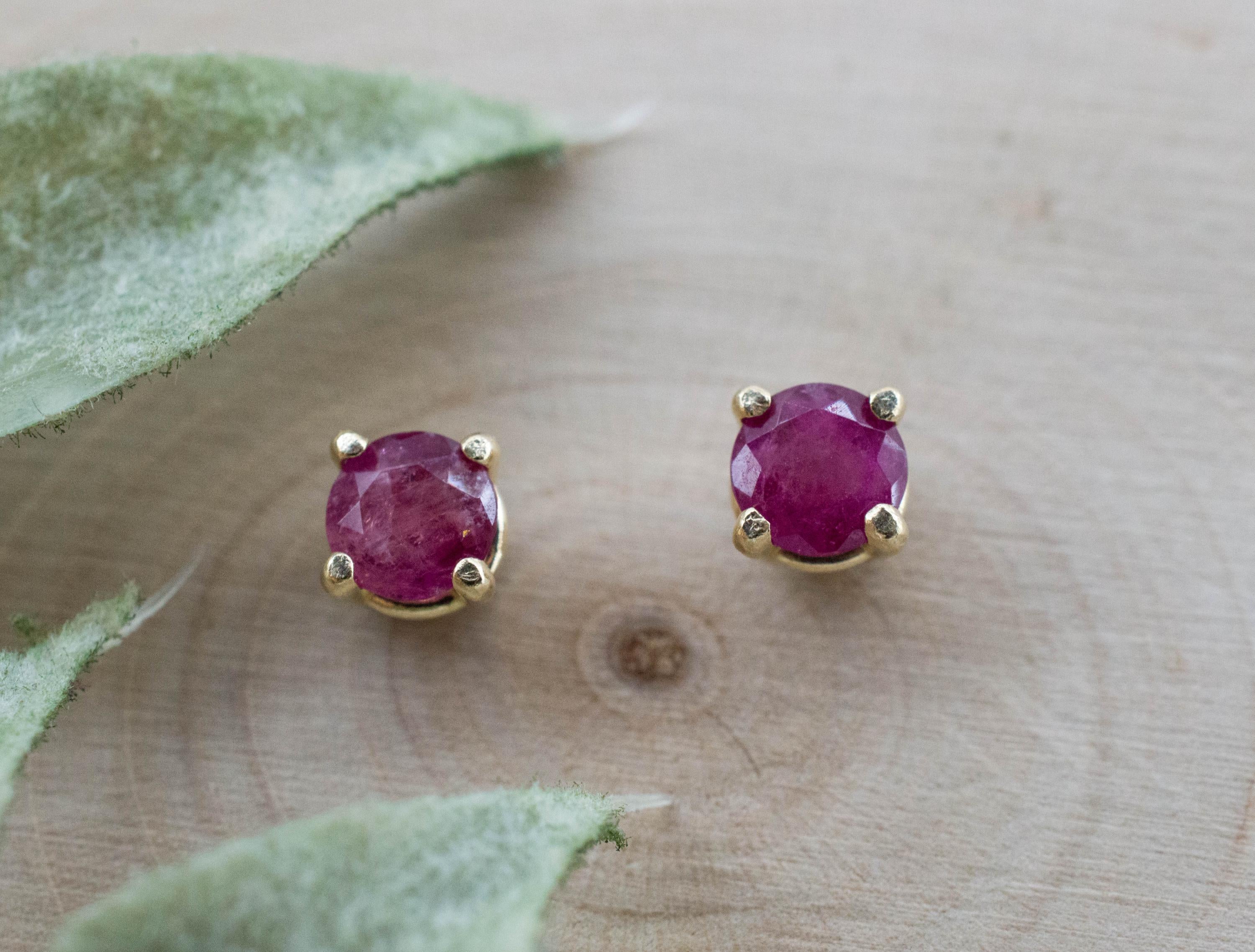 Red Beryl Earrings; Natural Untreated USA Bixbite; 0.680cts