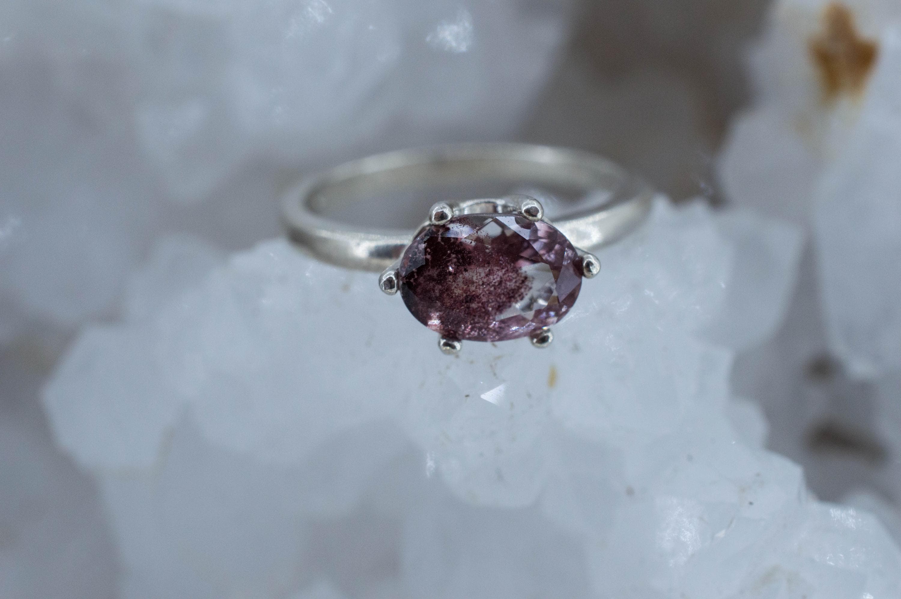 Hematite Quartz Ring; Natural Untreated India Sunset Phantom Quartz; 1.265cts