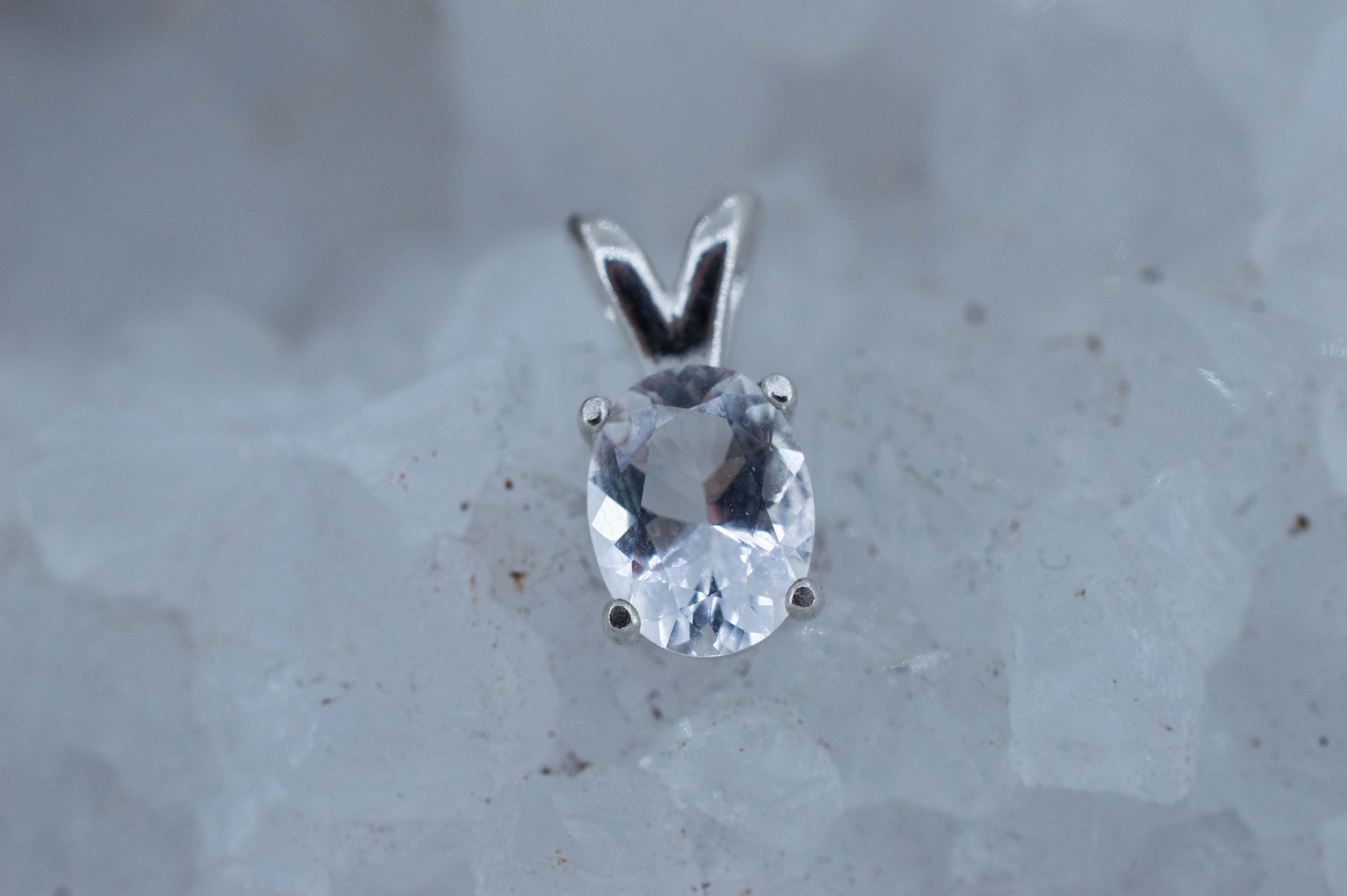 Petalite Pendant; Natural Untreated Brazil Petalite; 0.960cts