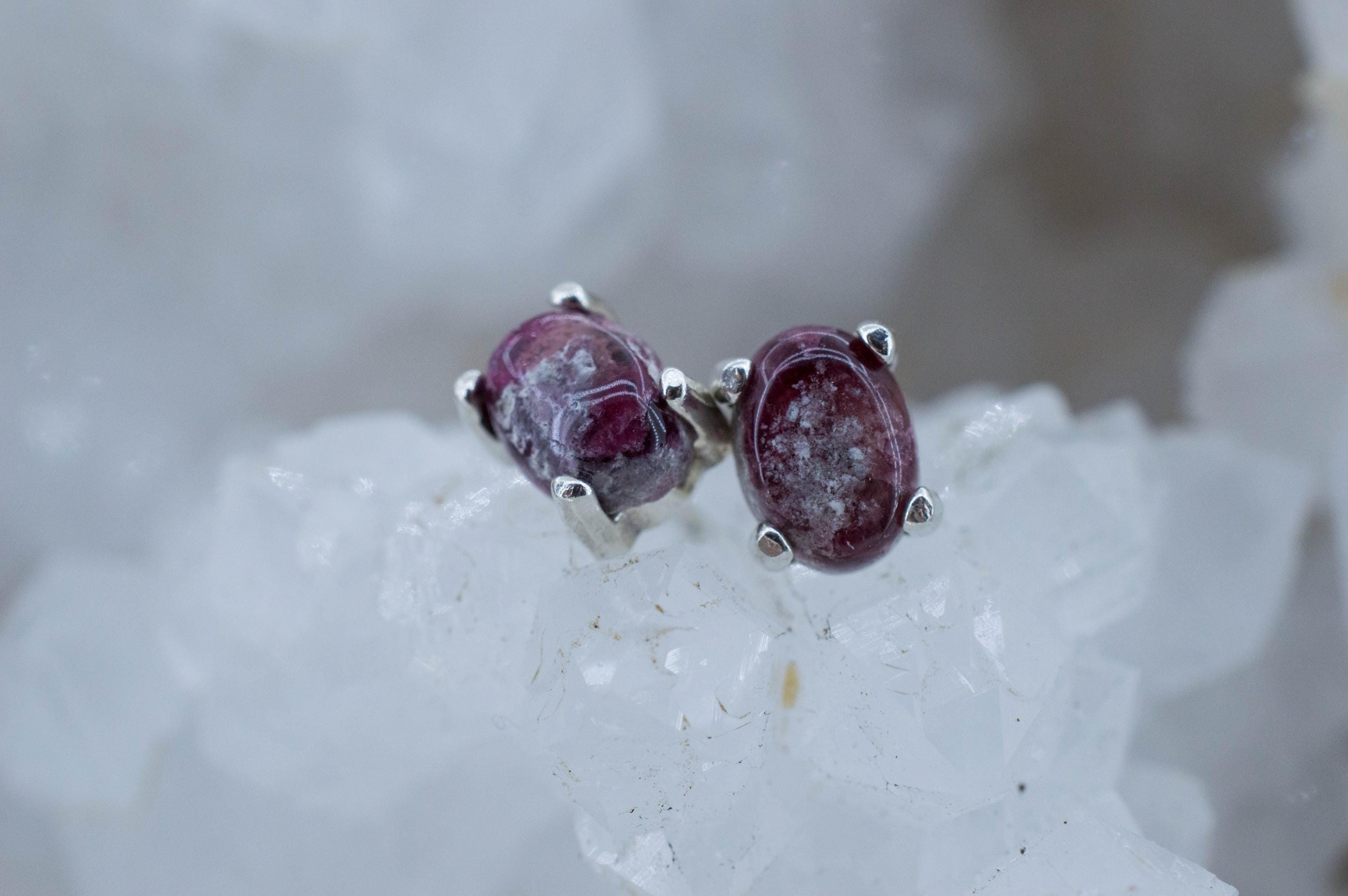 Red Beryl Earrings; Natural Untreated USA Bixbite in Matrix; 1.535cts