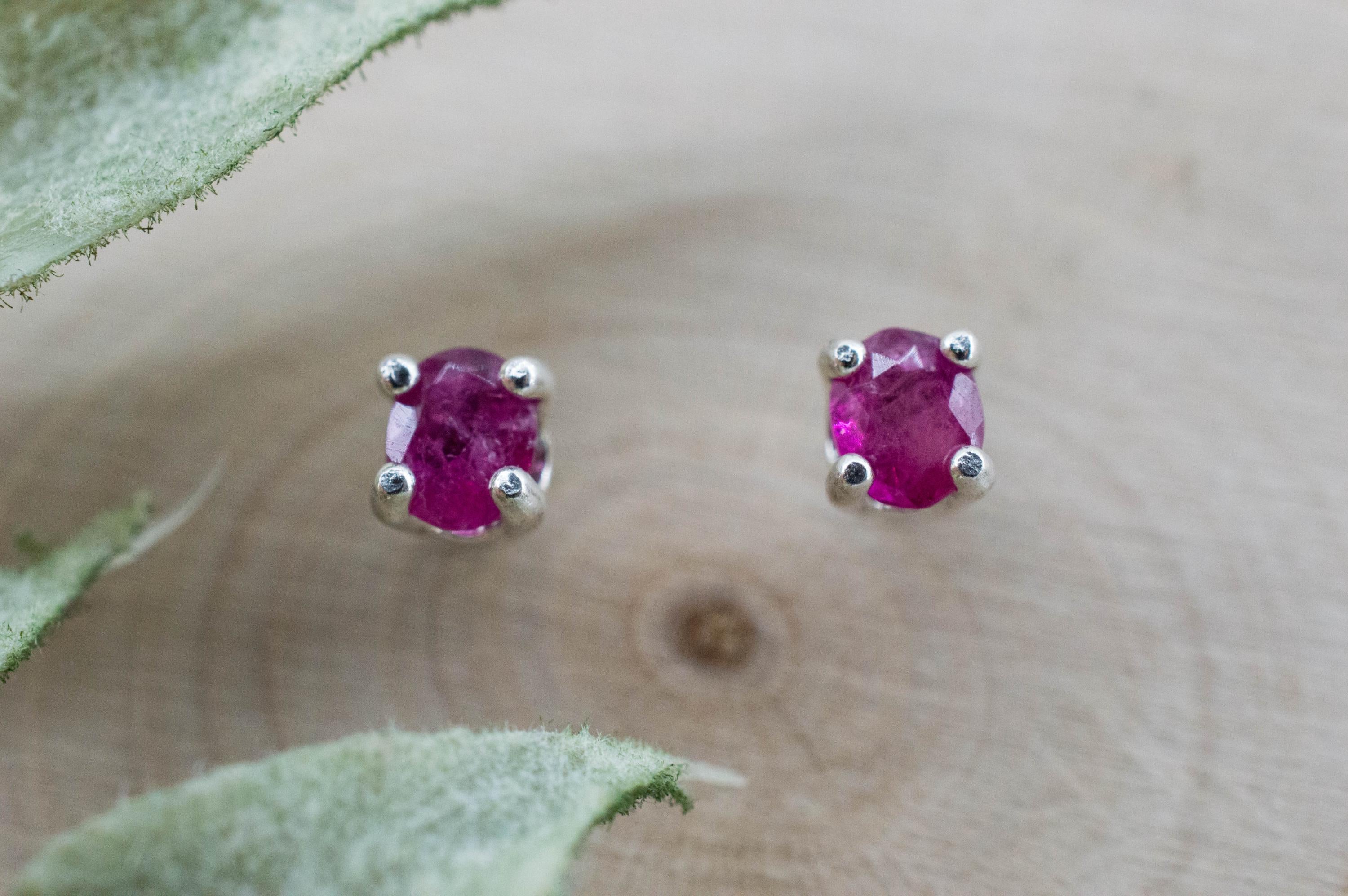 Red Beryl Earrings; Natural Untreated USA Bixbite; 0.330cts
