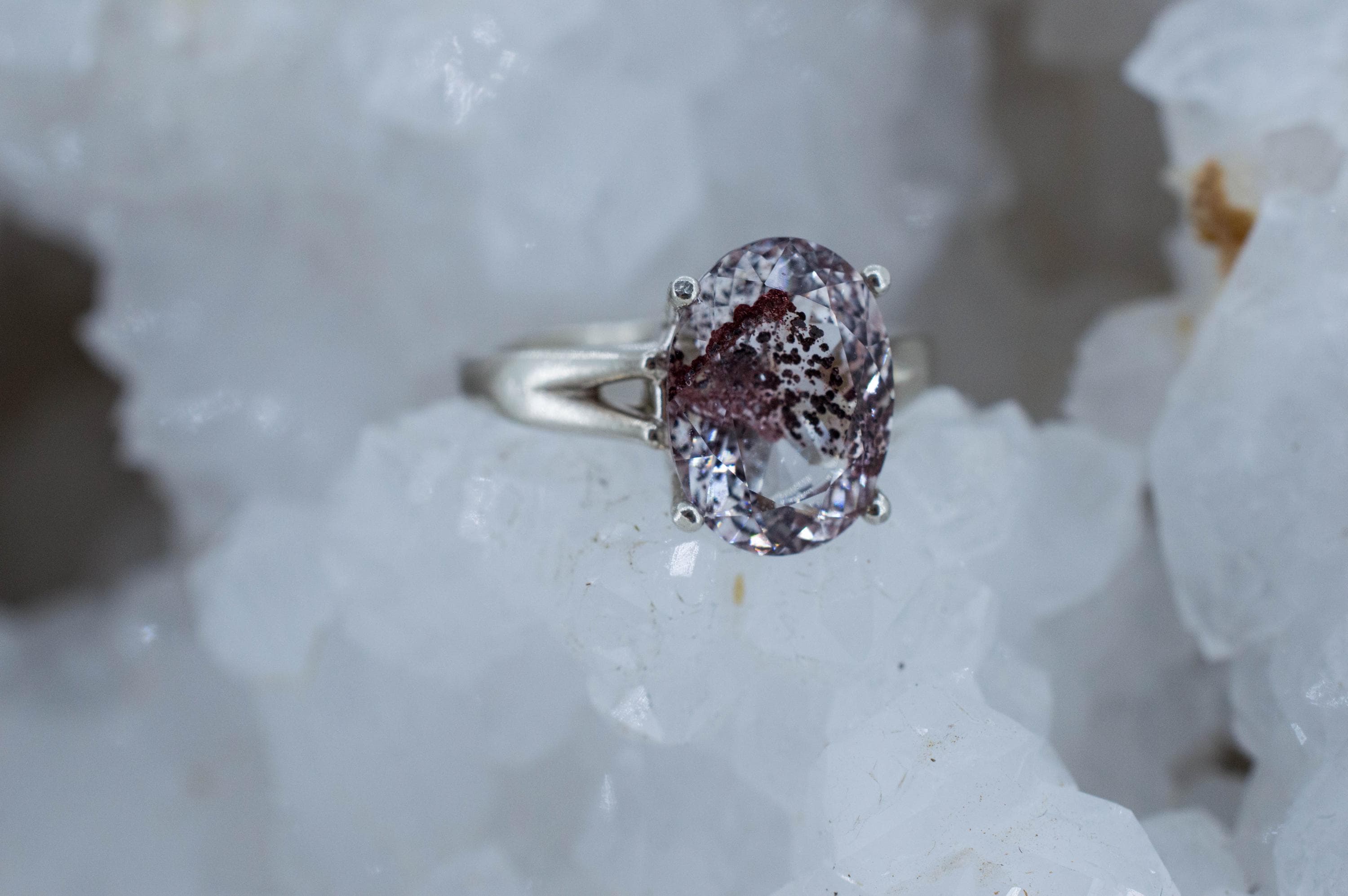 Hematite Quartz Ring; Natural Untreated India Sunset Phantom Quartz; 3.840cts