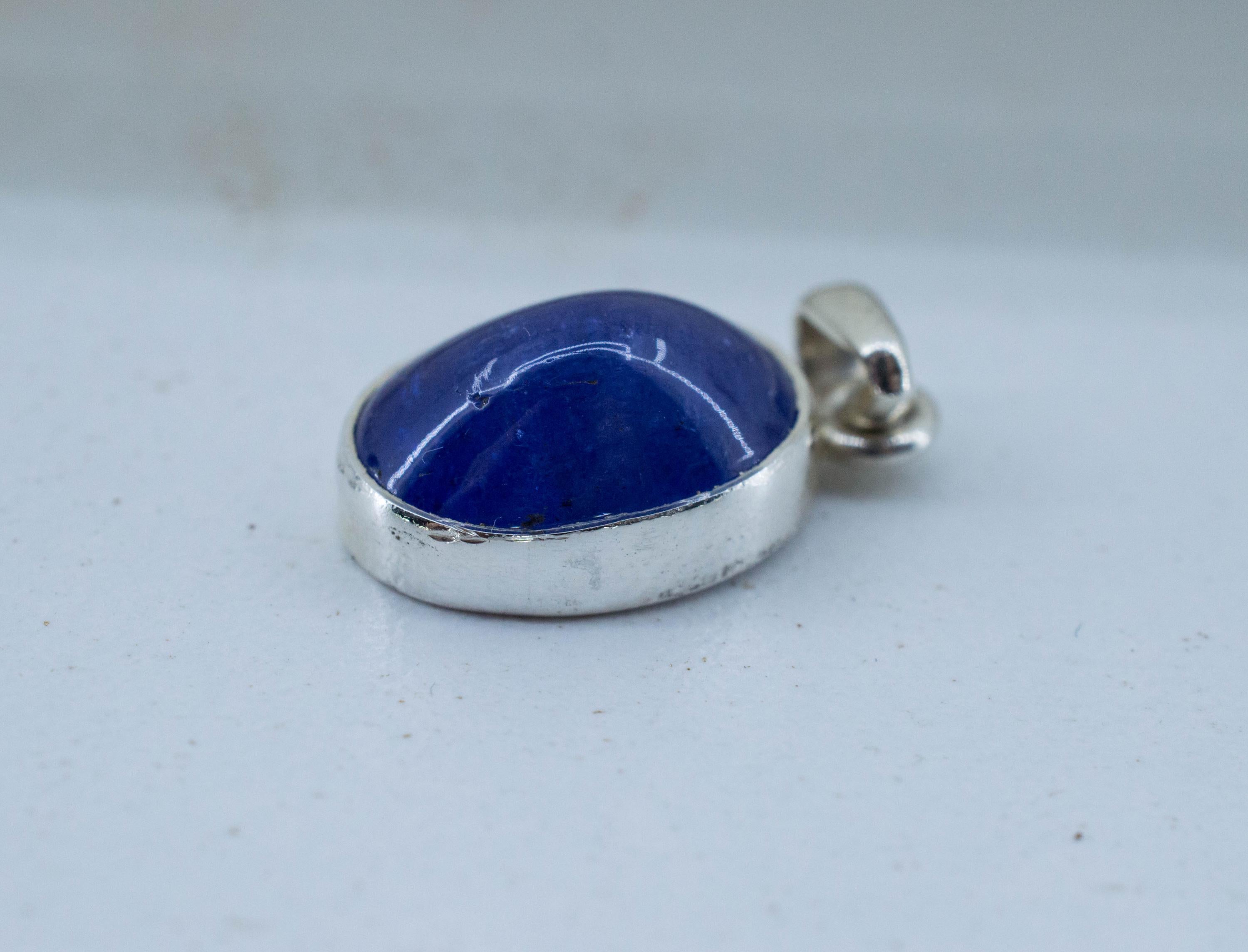 Tanzanite Pendant; Natural Tanzania Tanzanite; 7.950cts