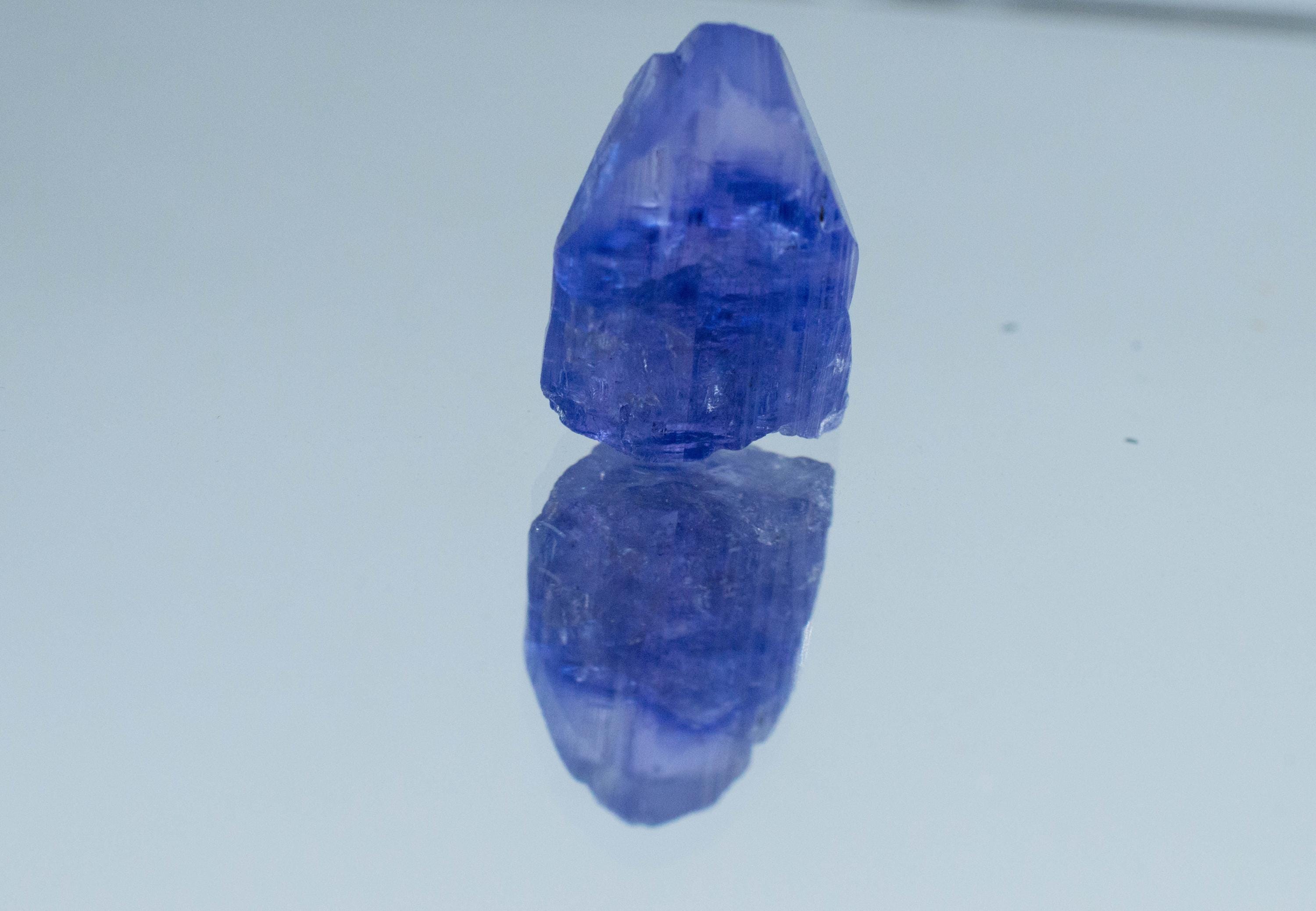Tanzanite Crystal; Natural Untreated Tanzania Raw Tanzanite; 7.625cts