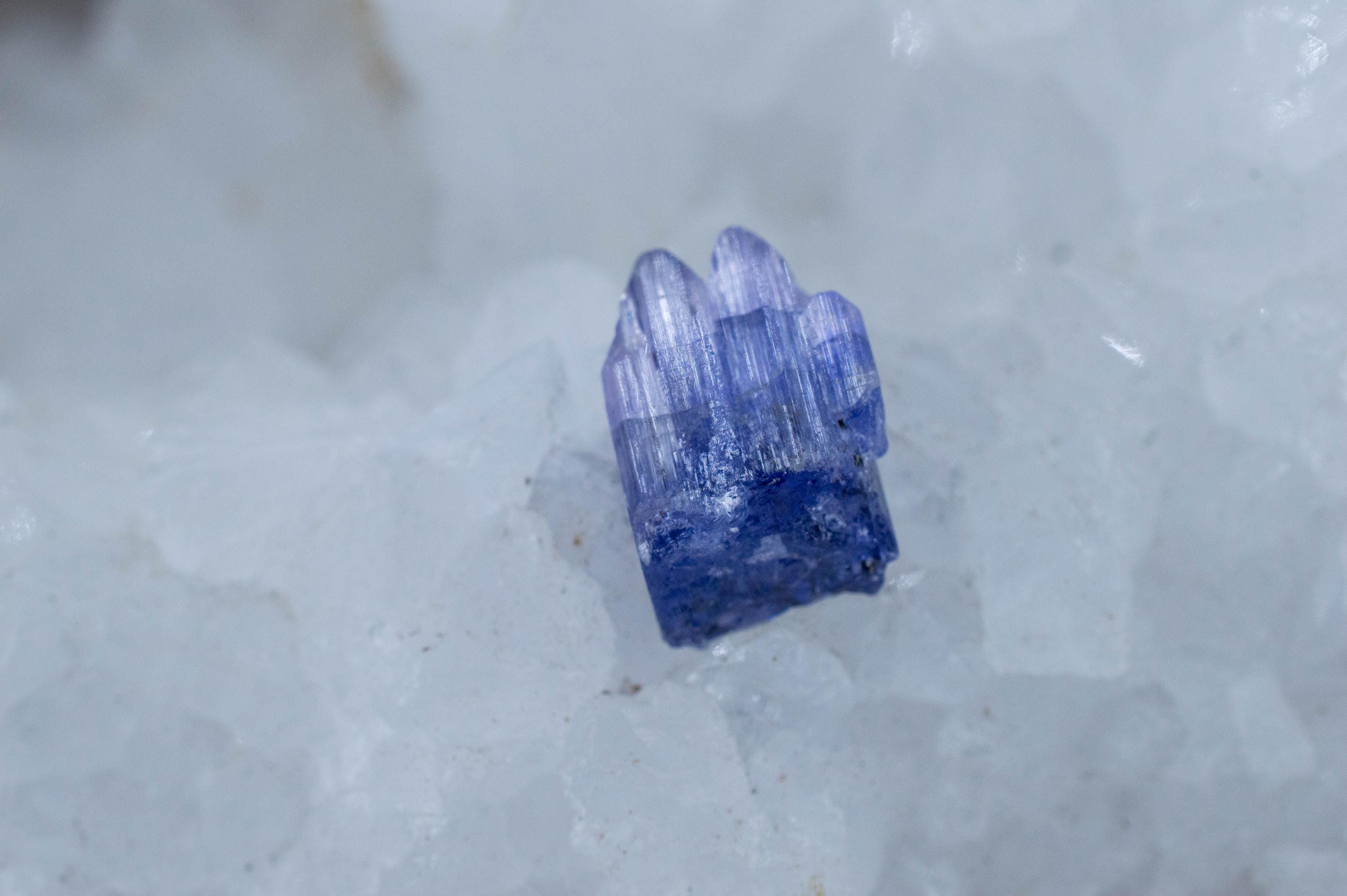 Tanzanite Crystal; Natural Untreated Tanzania Raw Tanzanite; 8.310cts