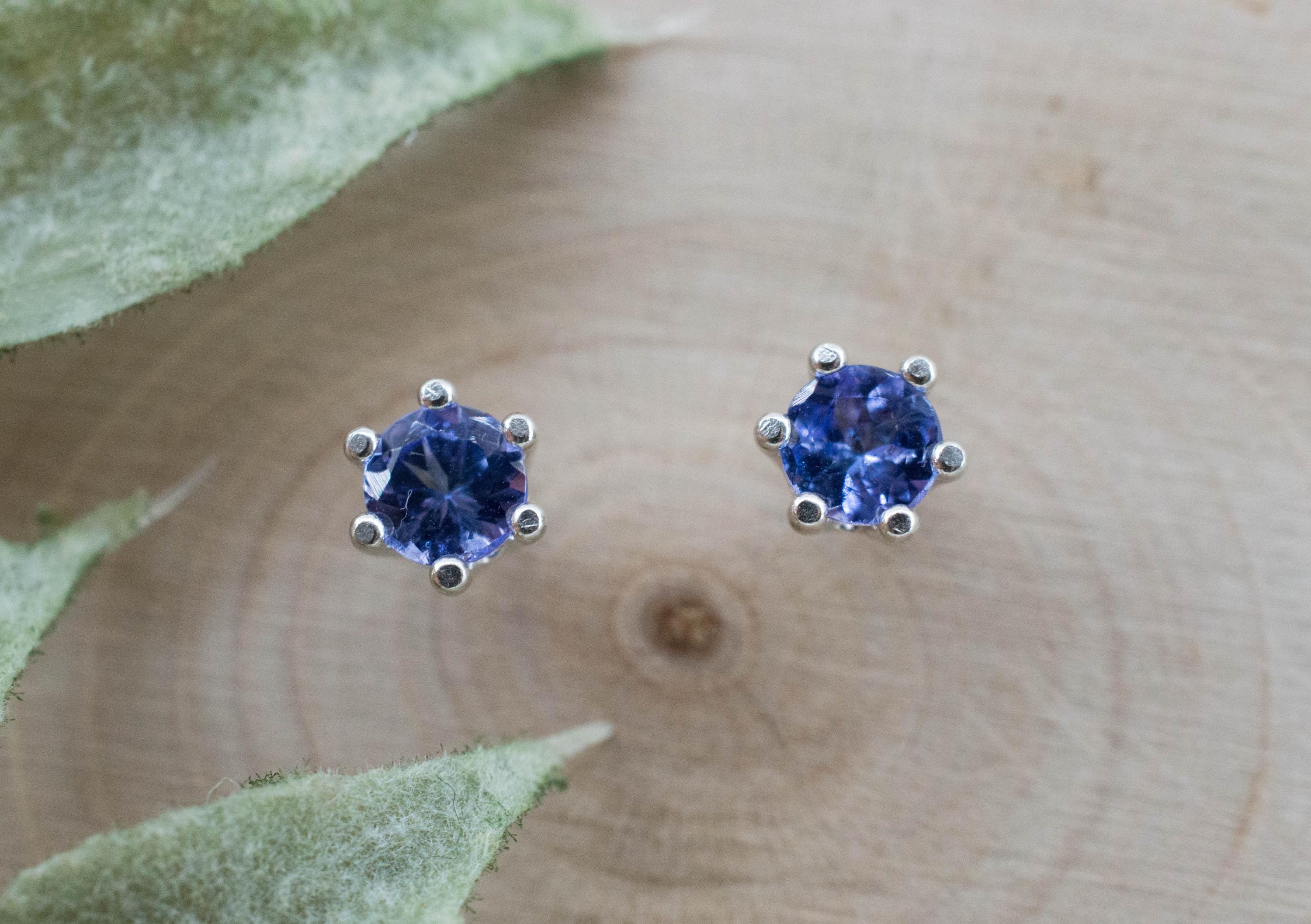 Tanzanite Earrings; Natural Tanzania Tanzanite; 0.530cts