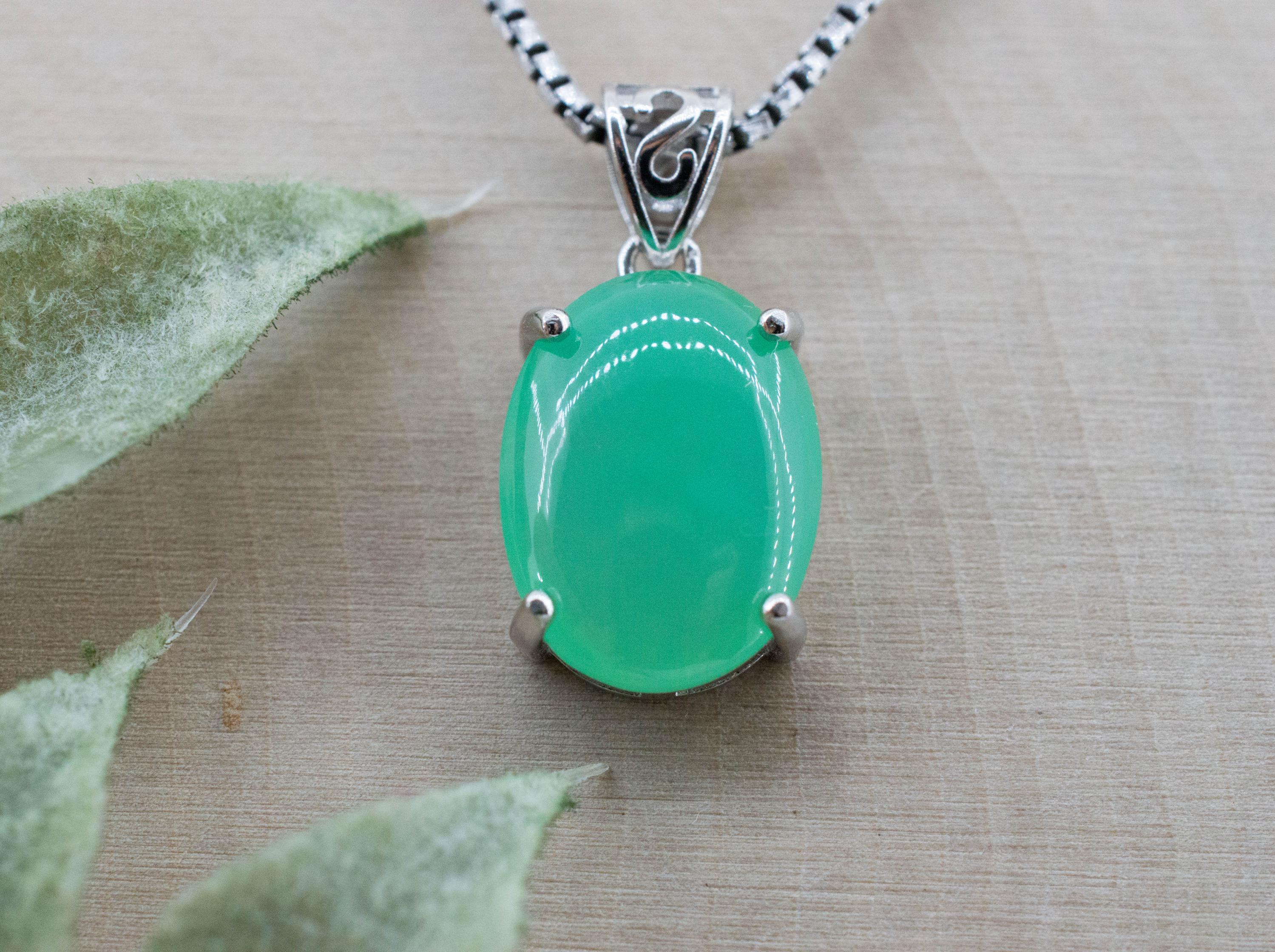 Chrysoprase Pendant; Natural Untreated Australia Chrysoprase; 4.225cts
