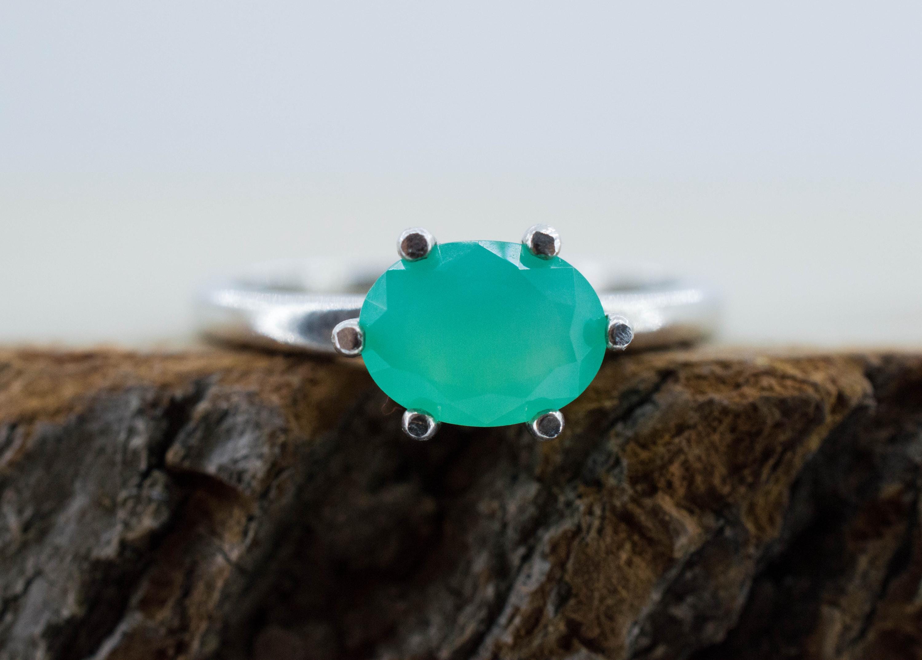 Chrysoprase Ring, Natural Untreated Australian Chrysoprase; 1.105cts