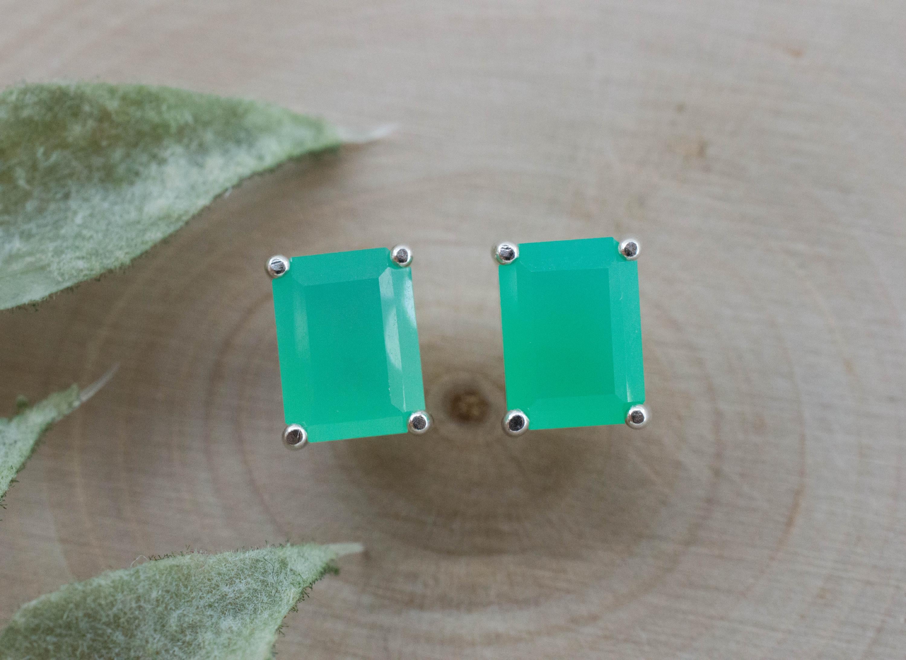 Chrysoprase Earrings, Natural Untreated Australian Chrysoprase; 2.750cts