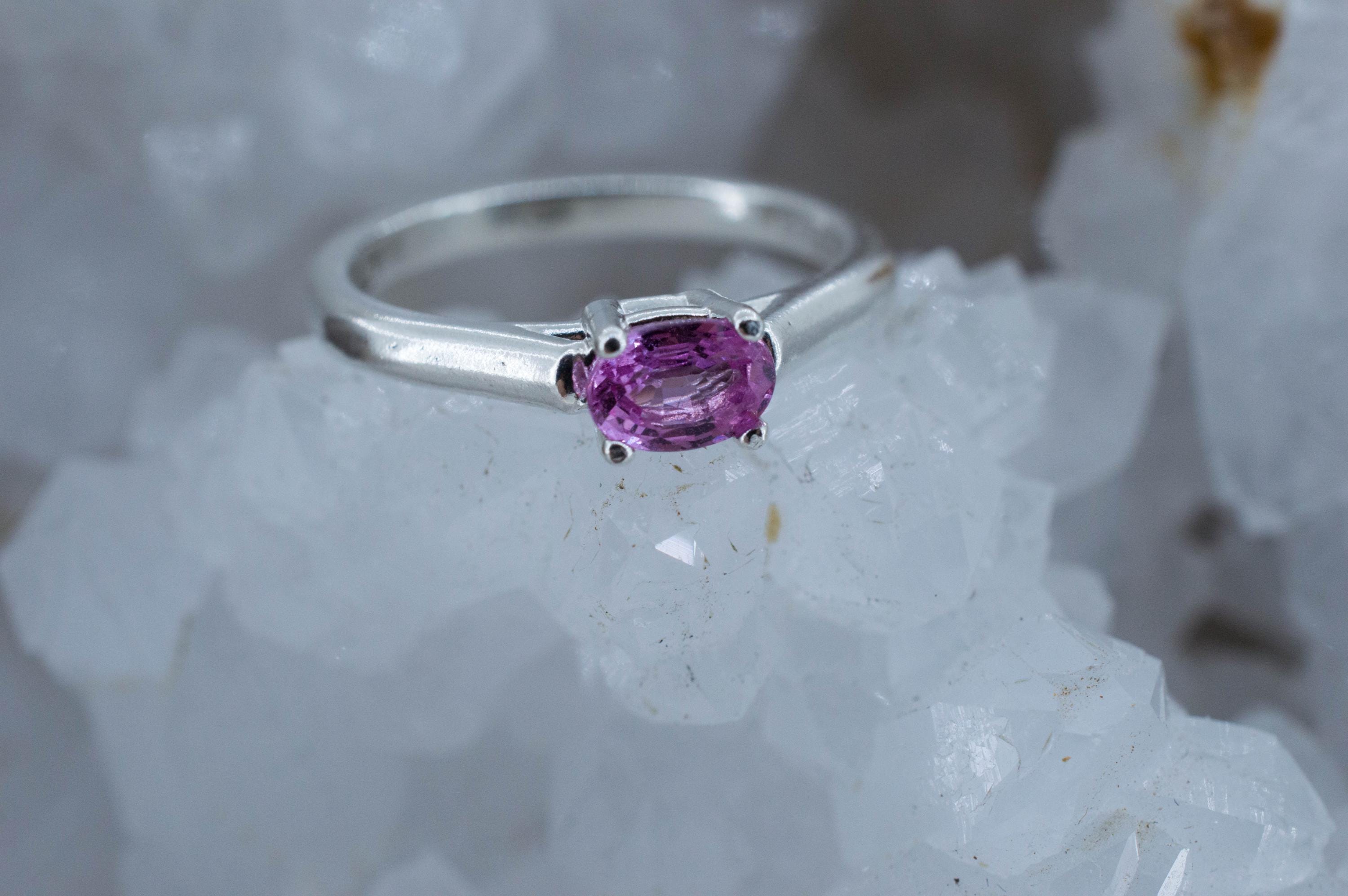Pink Sapphire Ring, Natural Sri Lanka Sapphire; 0.665cts