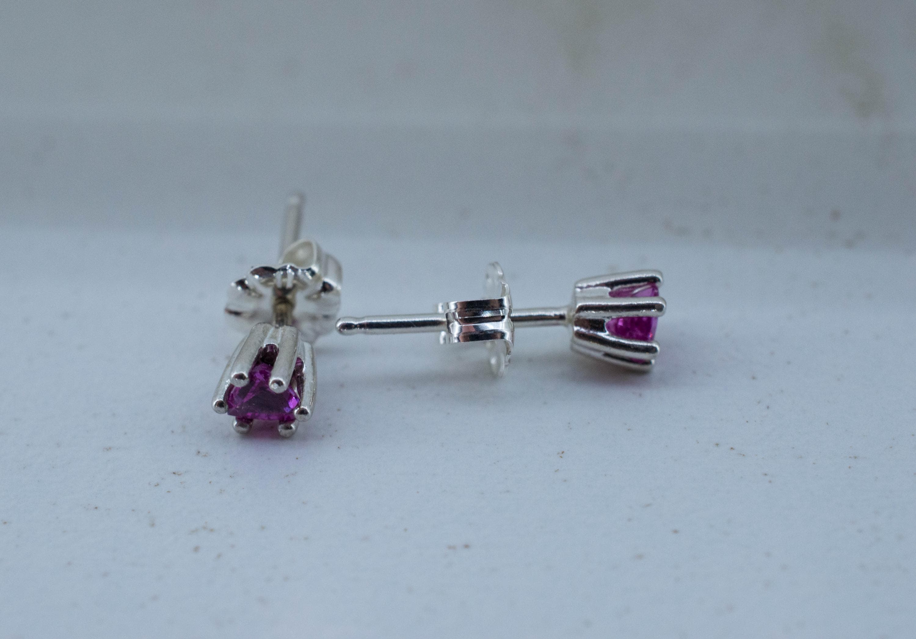 Pink Sapphire Earrings; Natural Untreated Vietnam Sapphire; 0.435cts