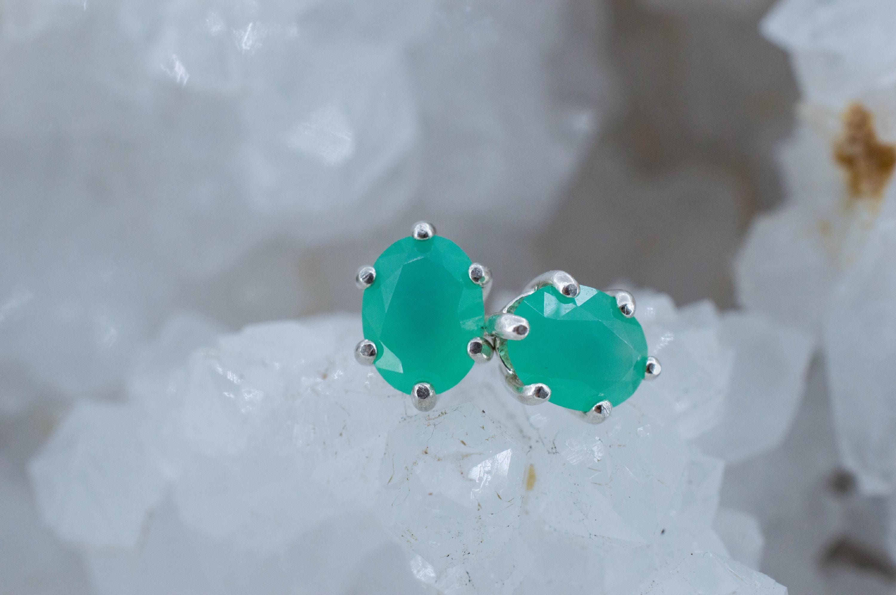 Chrysoprase Earrings, Natural Untreated Australian Chrysoprase; 2.000cts