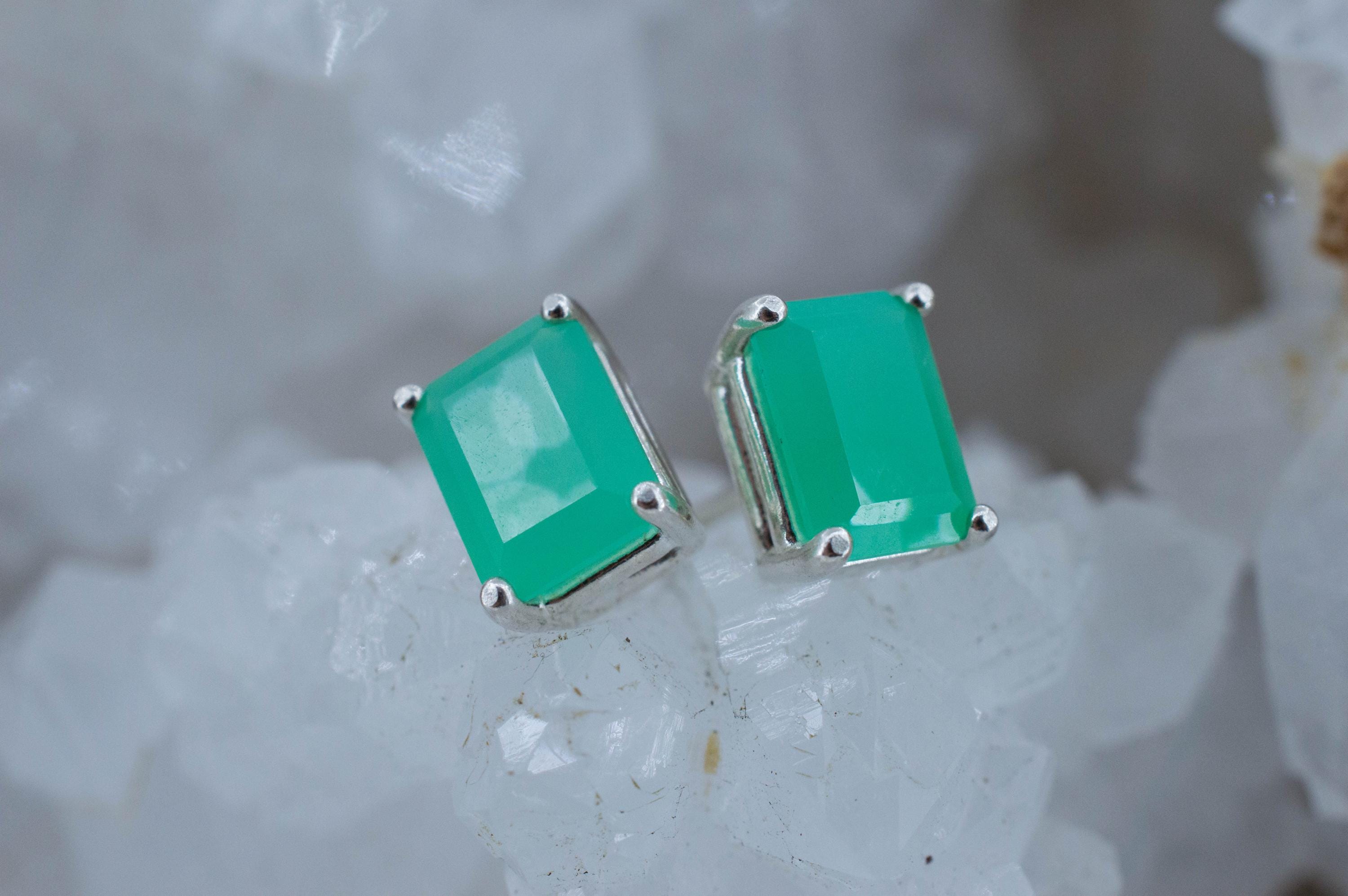 Chrysoprase Earrings, Natural Untreated Australian Chrysoprase; 2.750cts