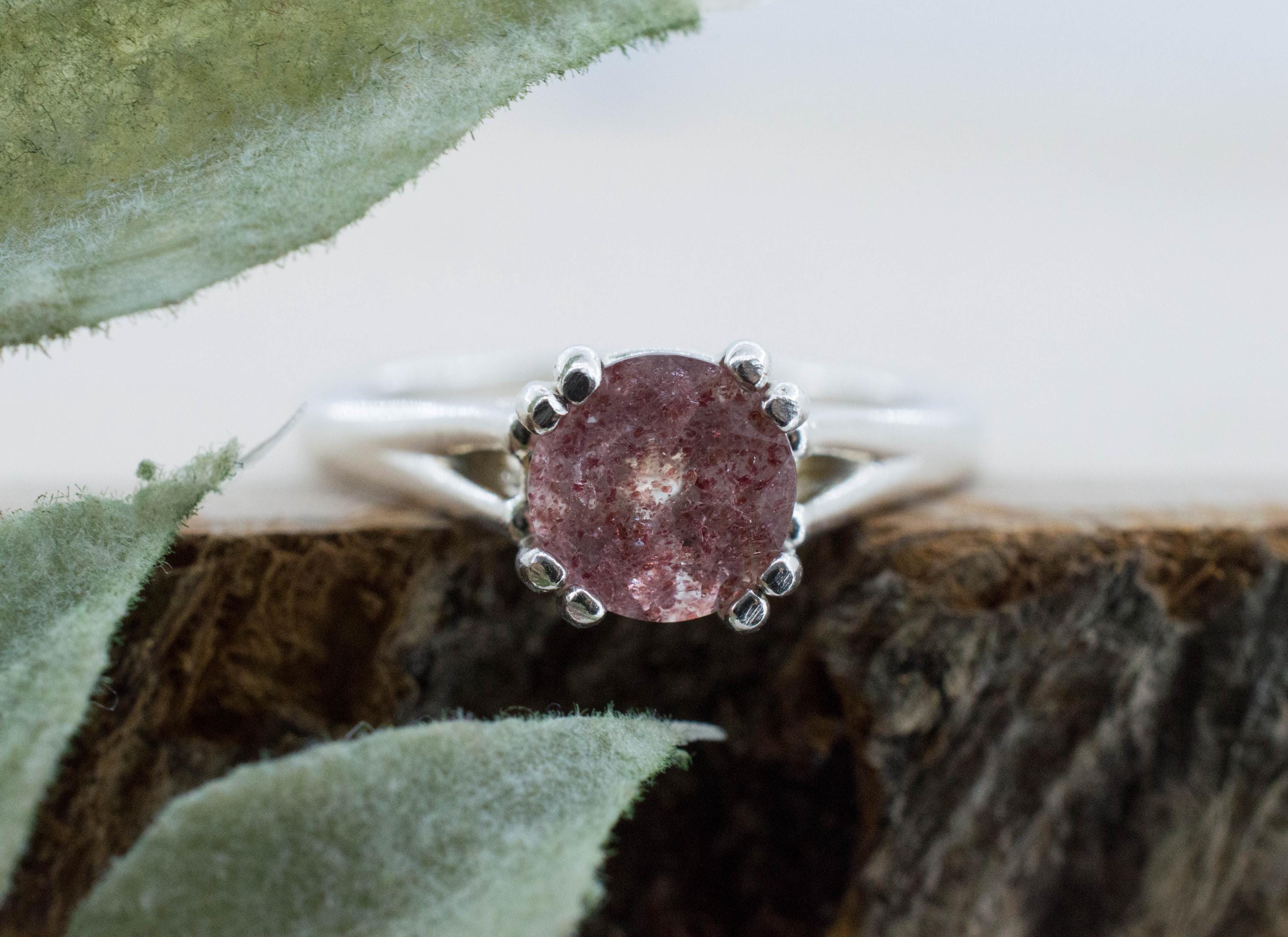 Strawberry Quartz Ring; Natural Untreated Kazakhstan Quartz; 1.350cts