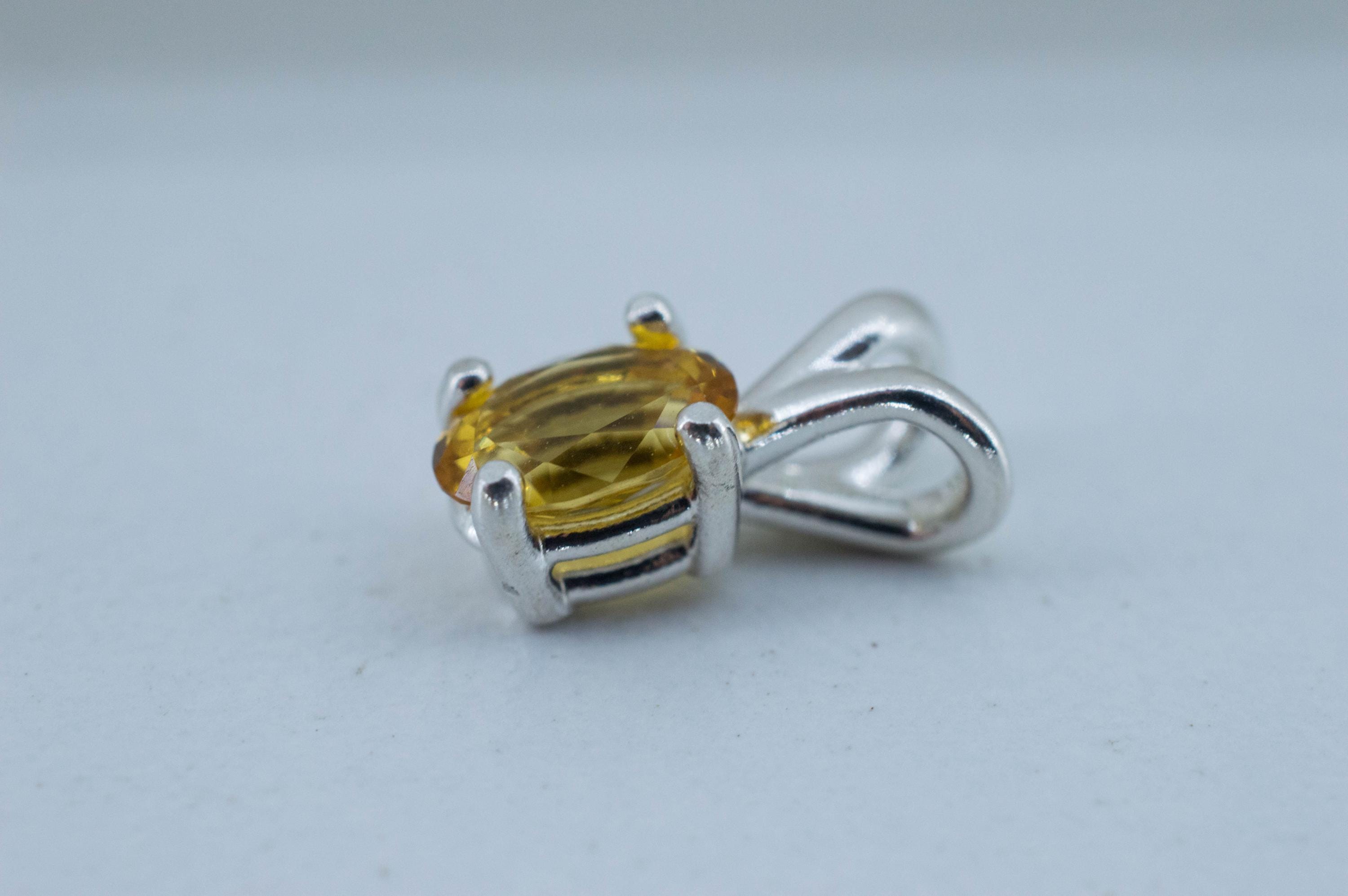 Heliodor Pendant, Natural Untreated Brazil Golden Beryl; 0.650cts