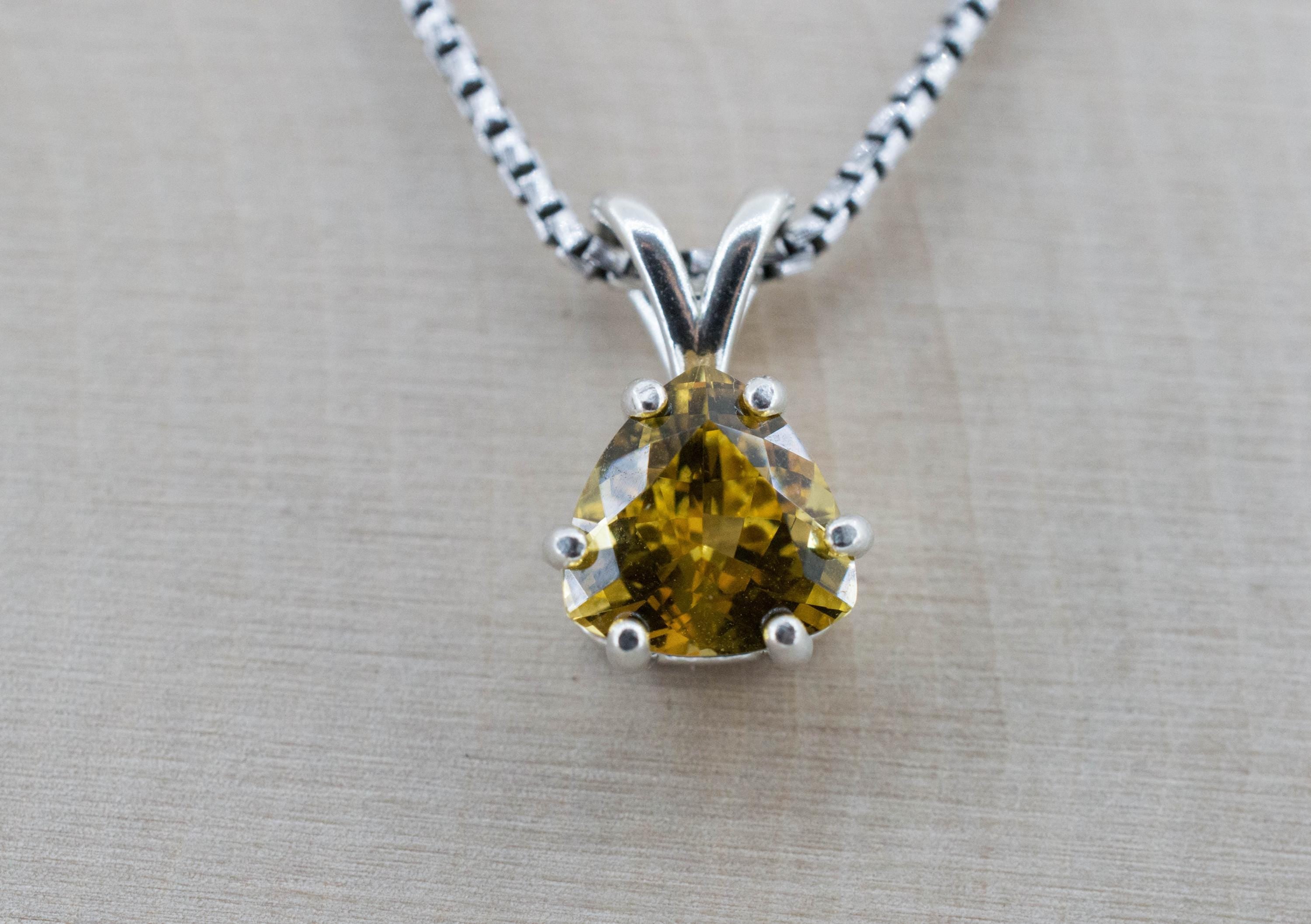Heliodor Pendant, Natural Untreated Brazil Golden Beryl; 1.530cts