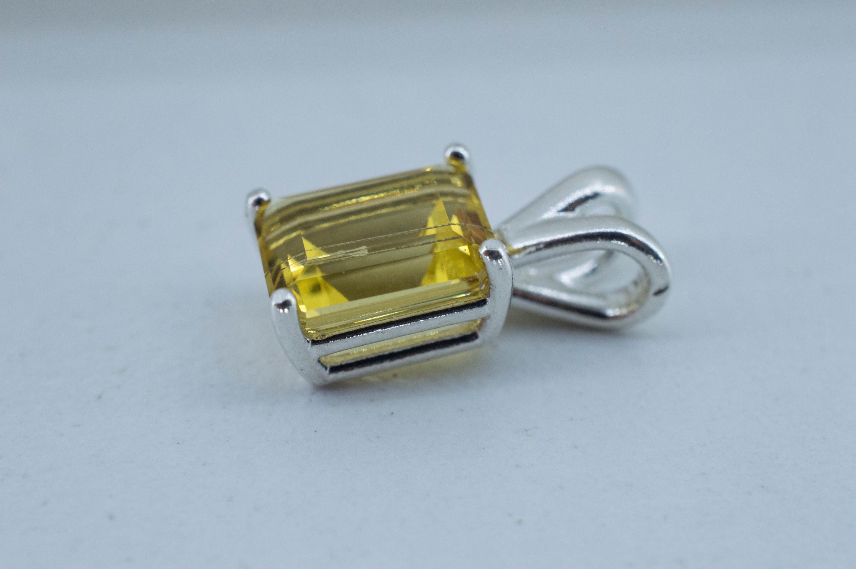 Heliodor Pendant, Natural Untreated Brazil Golden Beryl; 2.255cts