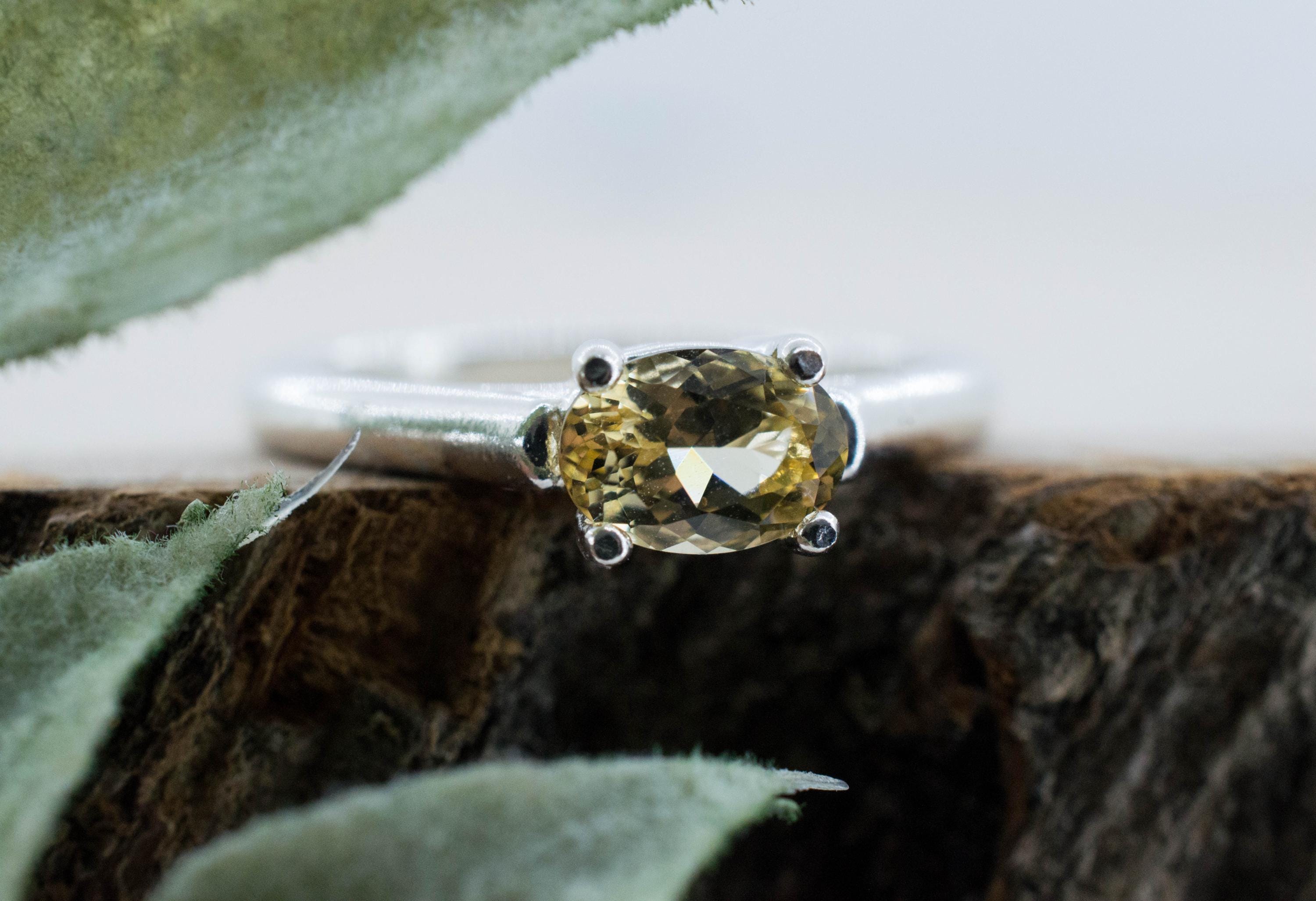 Heliodor Ring, Natural Untreated Brazil Golden Beryl; 0.705cts