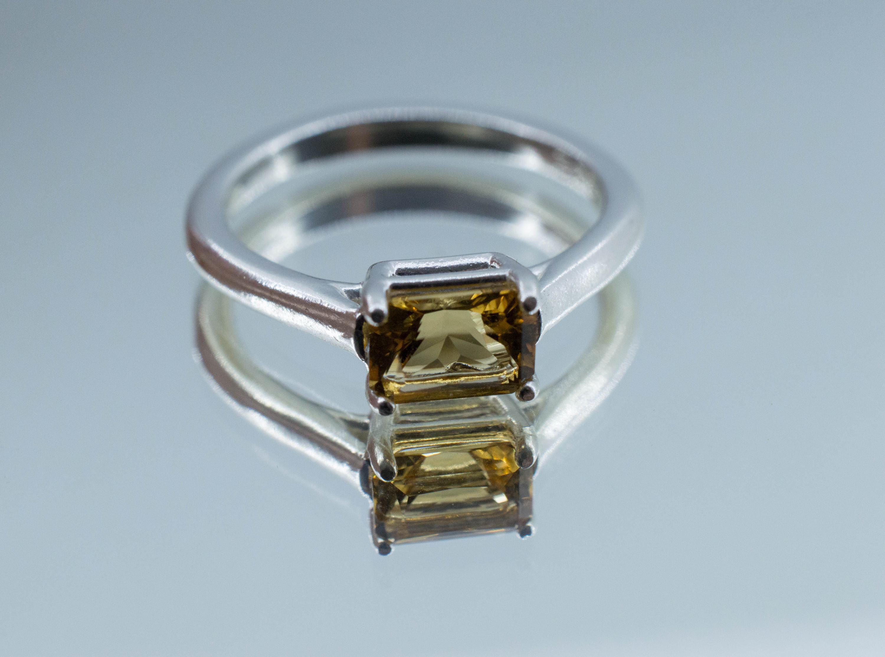 Heliodor Ring, Natural Untreated Brazil Golden Beryl; 0.835cts