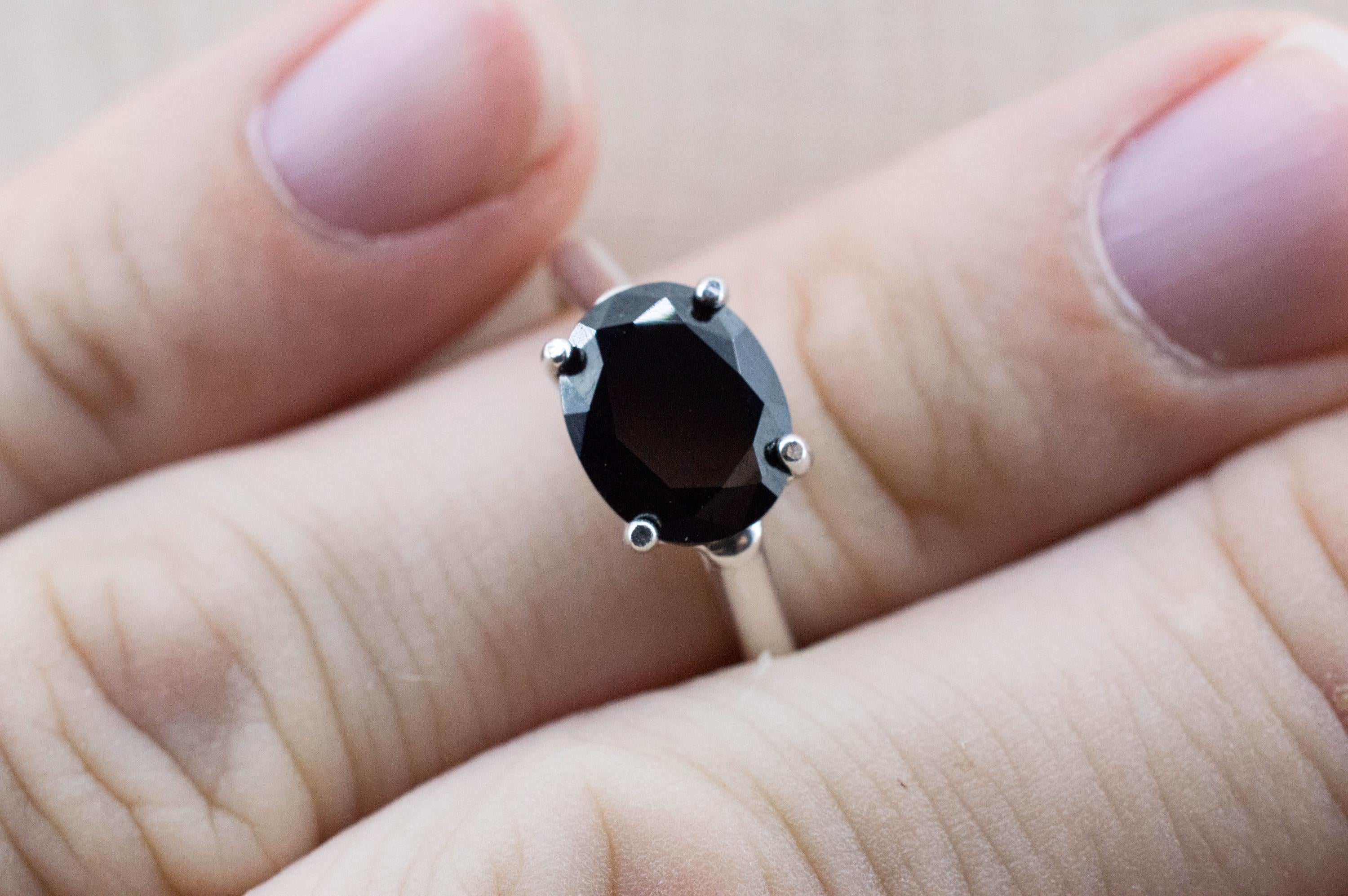 Black Spinel Ring, Natural Untreated Thailand Spinel; 2.870cts