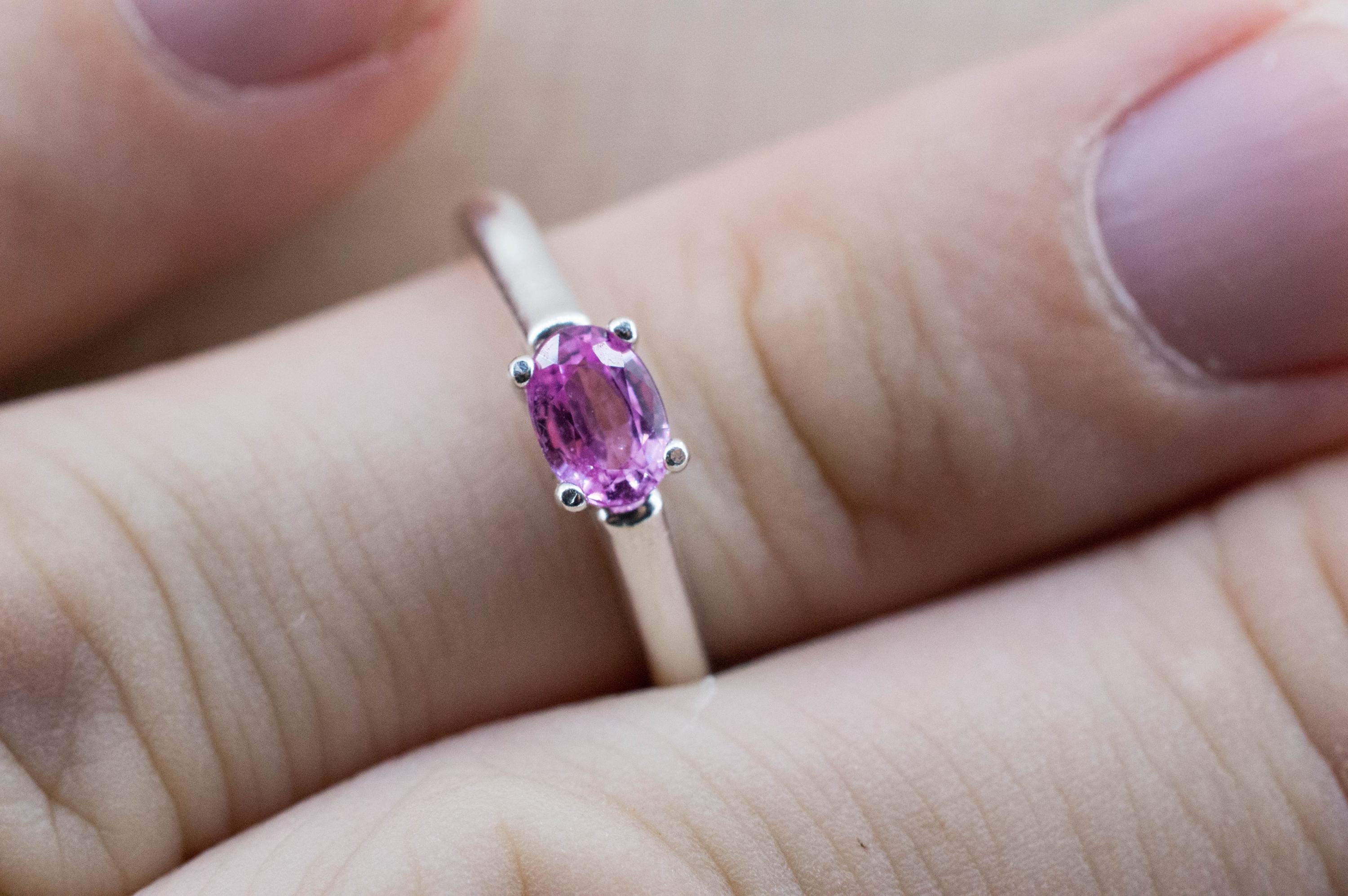 Pink Sapphire Ring, Natural Sri Lanka Sapphire; 0.665cts