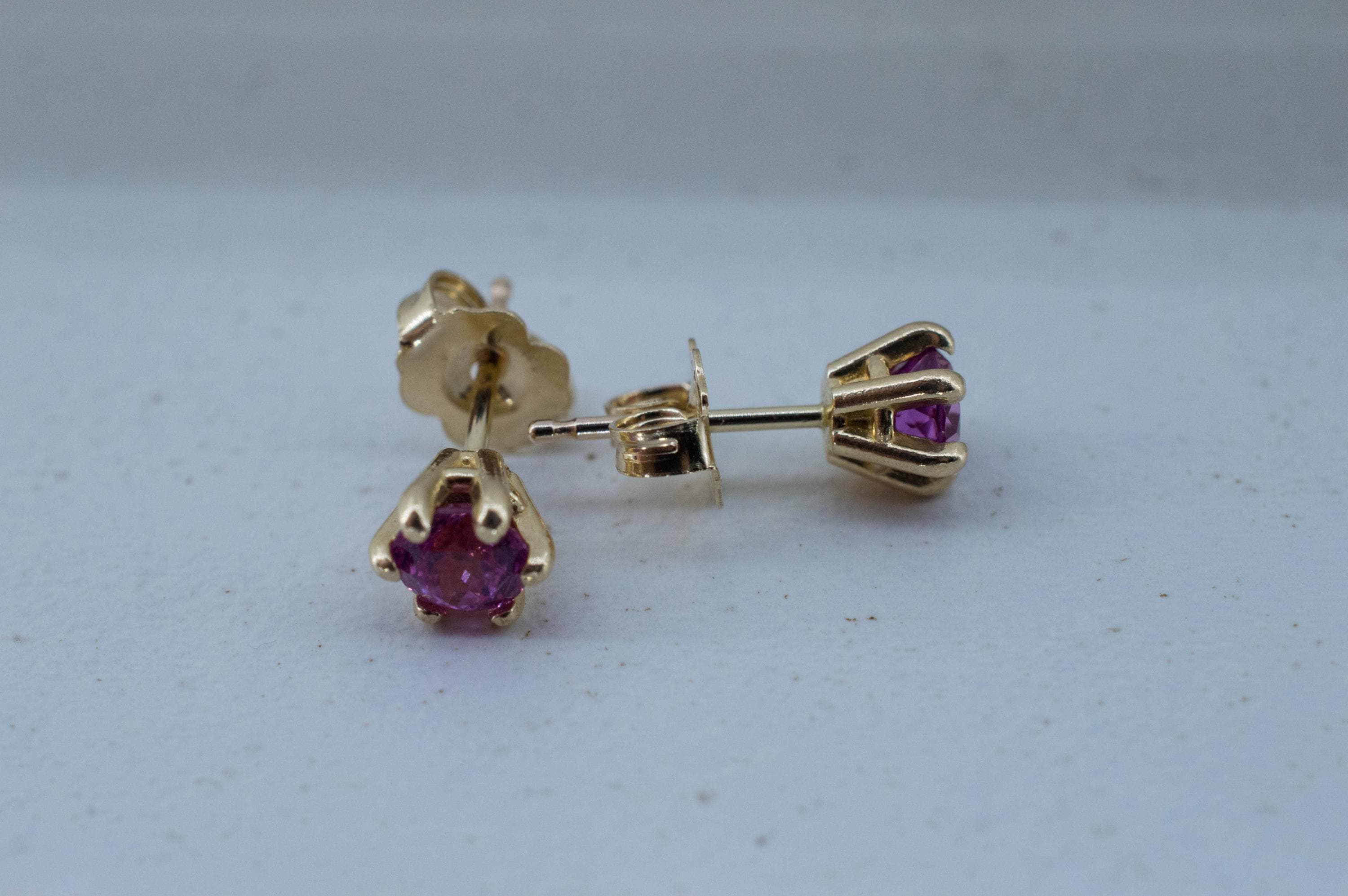 Pink Sapphire Earrings; Natural Sri Lanka Sapphire; 0.870cts