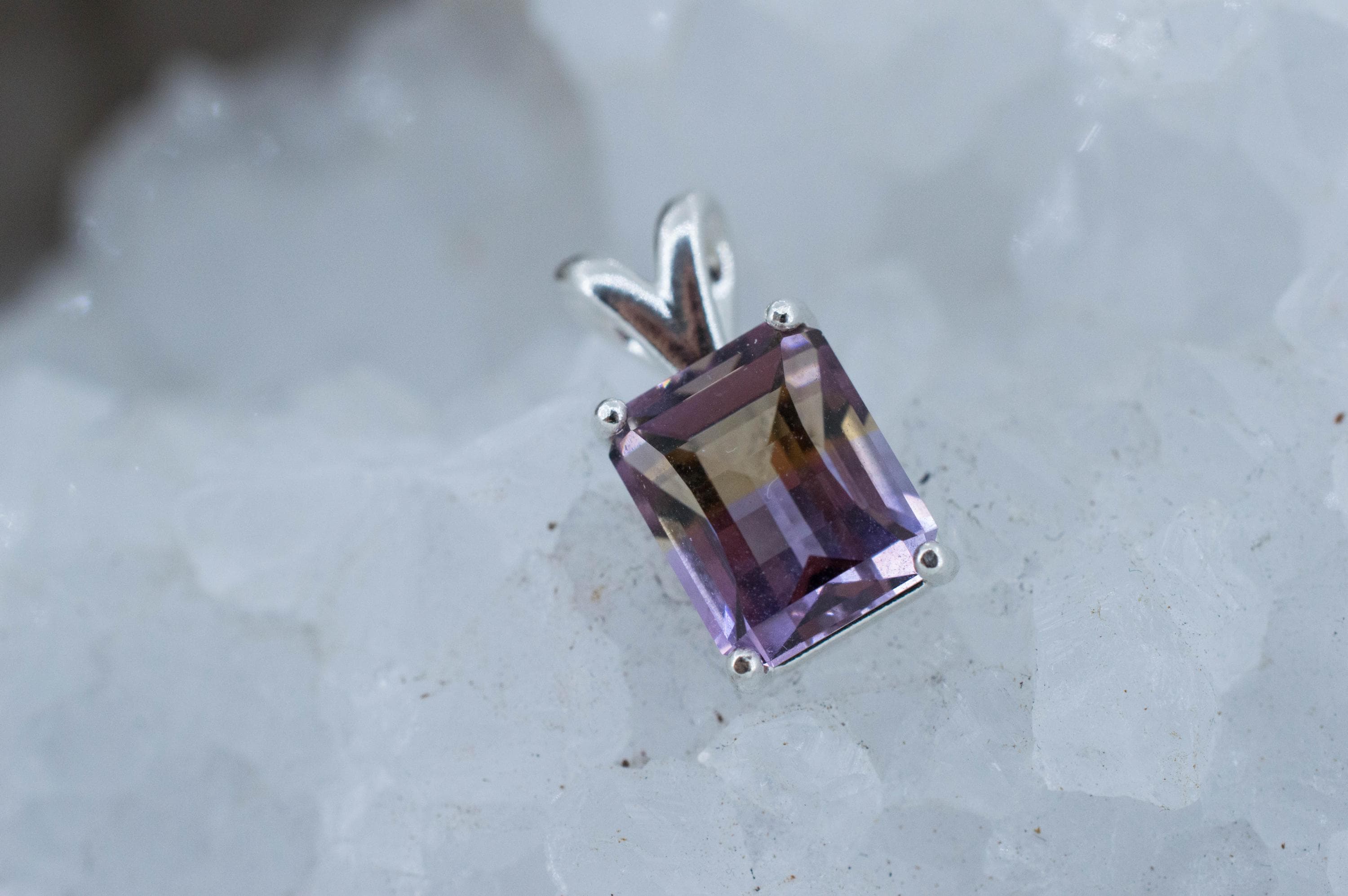 Ametrine Pendant; Natural Untreated Bolivia Ametrine; 3.035cts