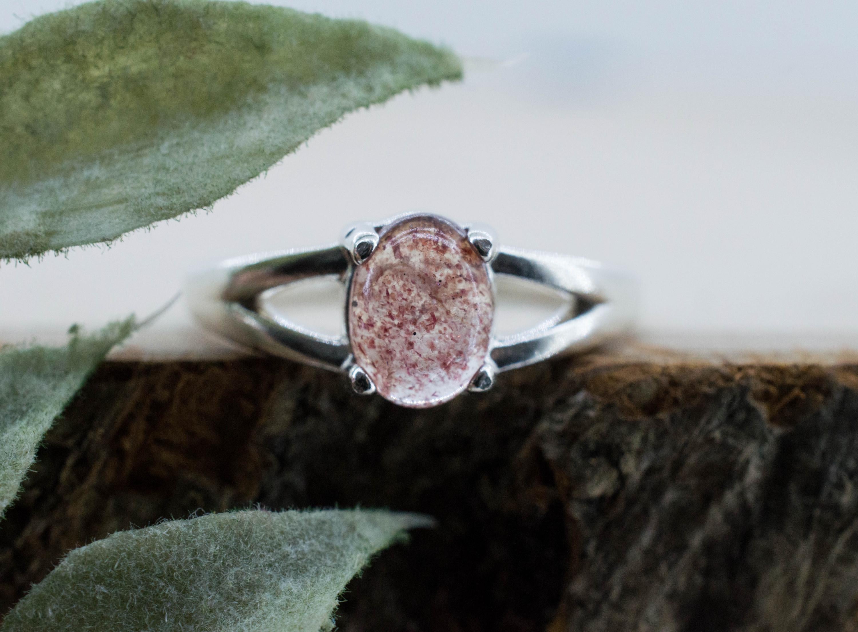Strawberry Quartz Ring; Natural Untreated Kazakhstan Quartz; 1.000cts