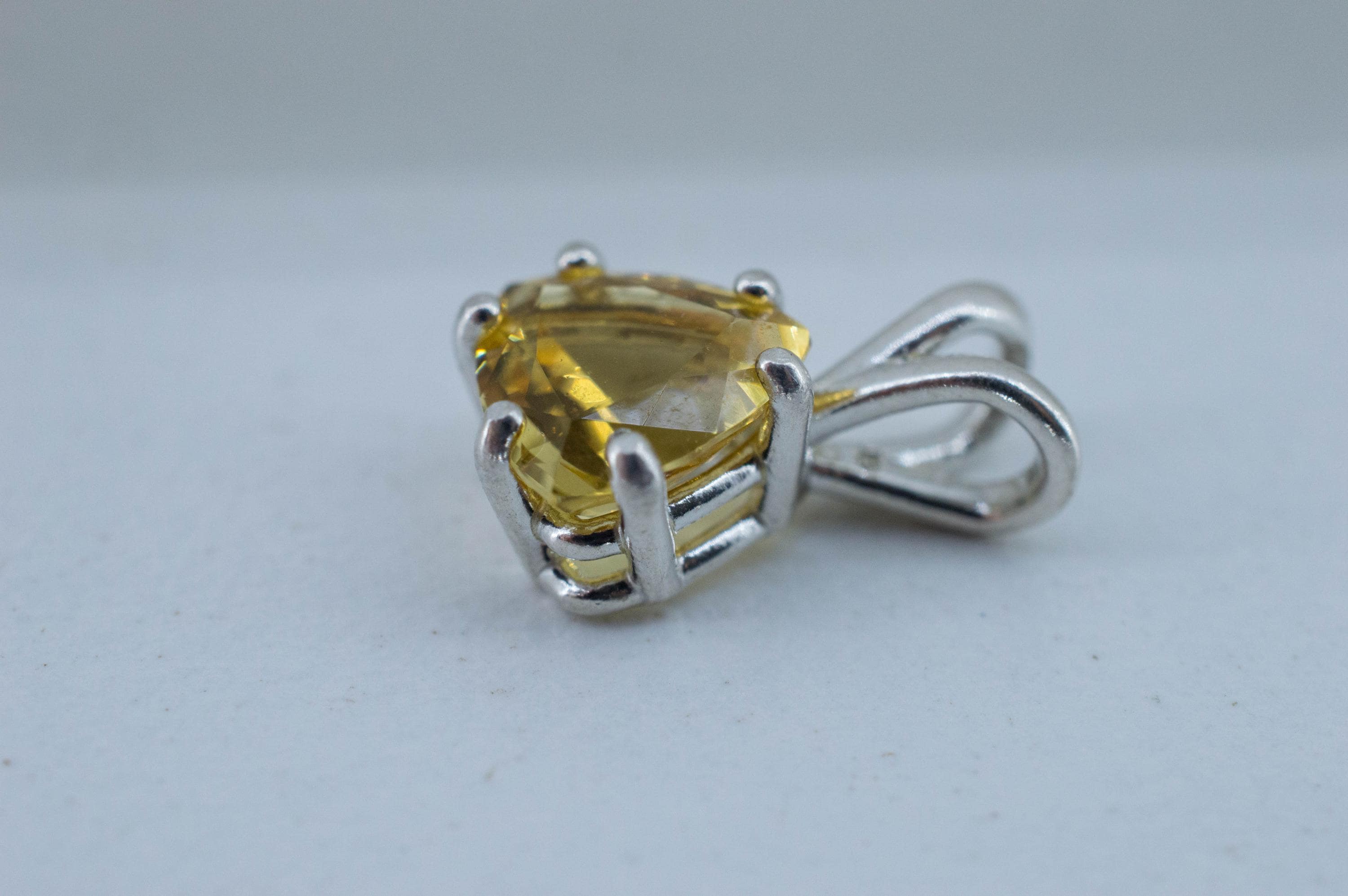 Heliodor Pendant, Natural Untreated Brazil Golden Beryl; 1.530cts