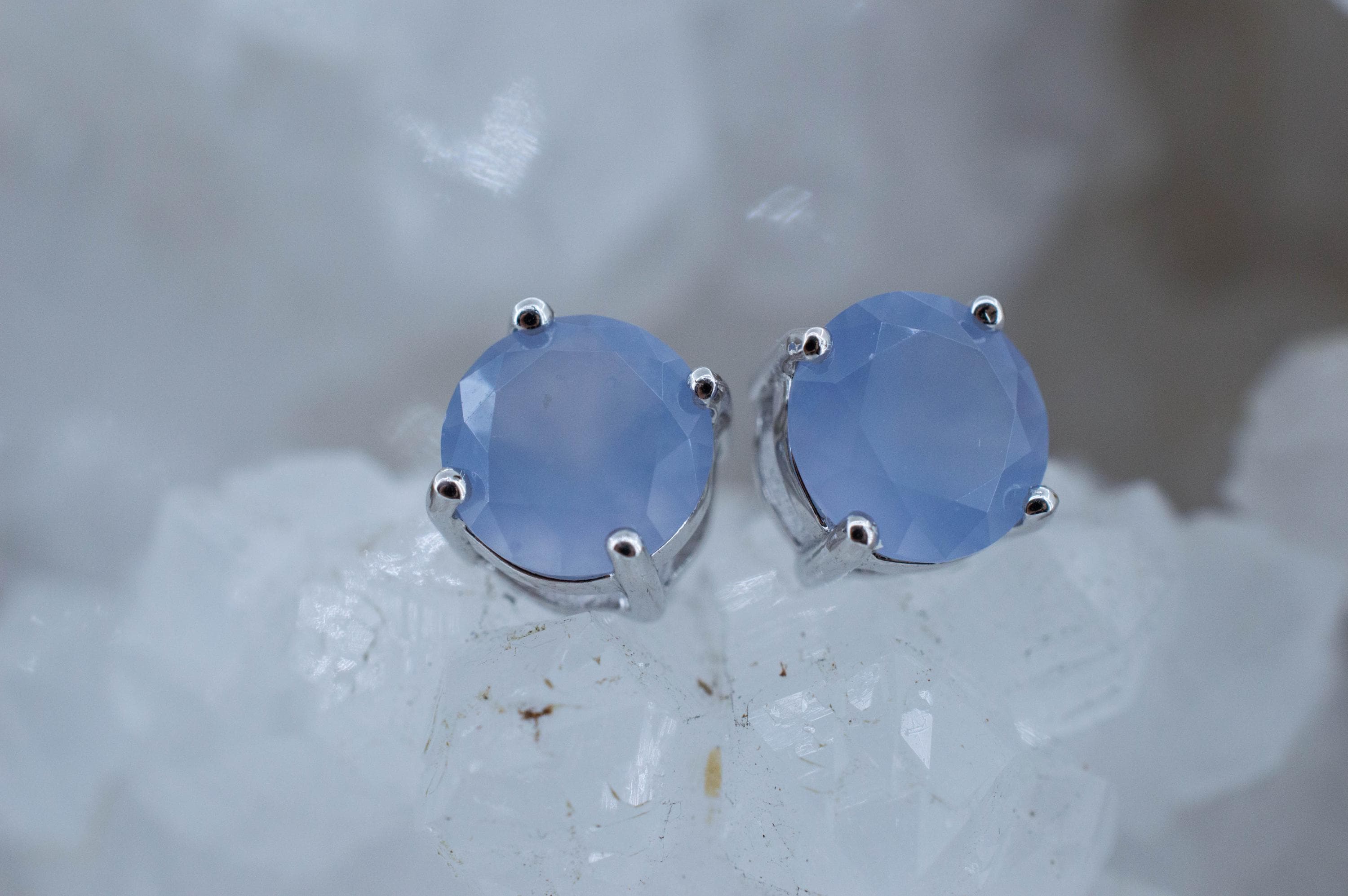Blue Agate Earrings; Natural Untreated Namibia Agate; 2.000cts