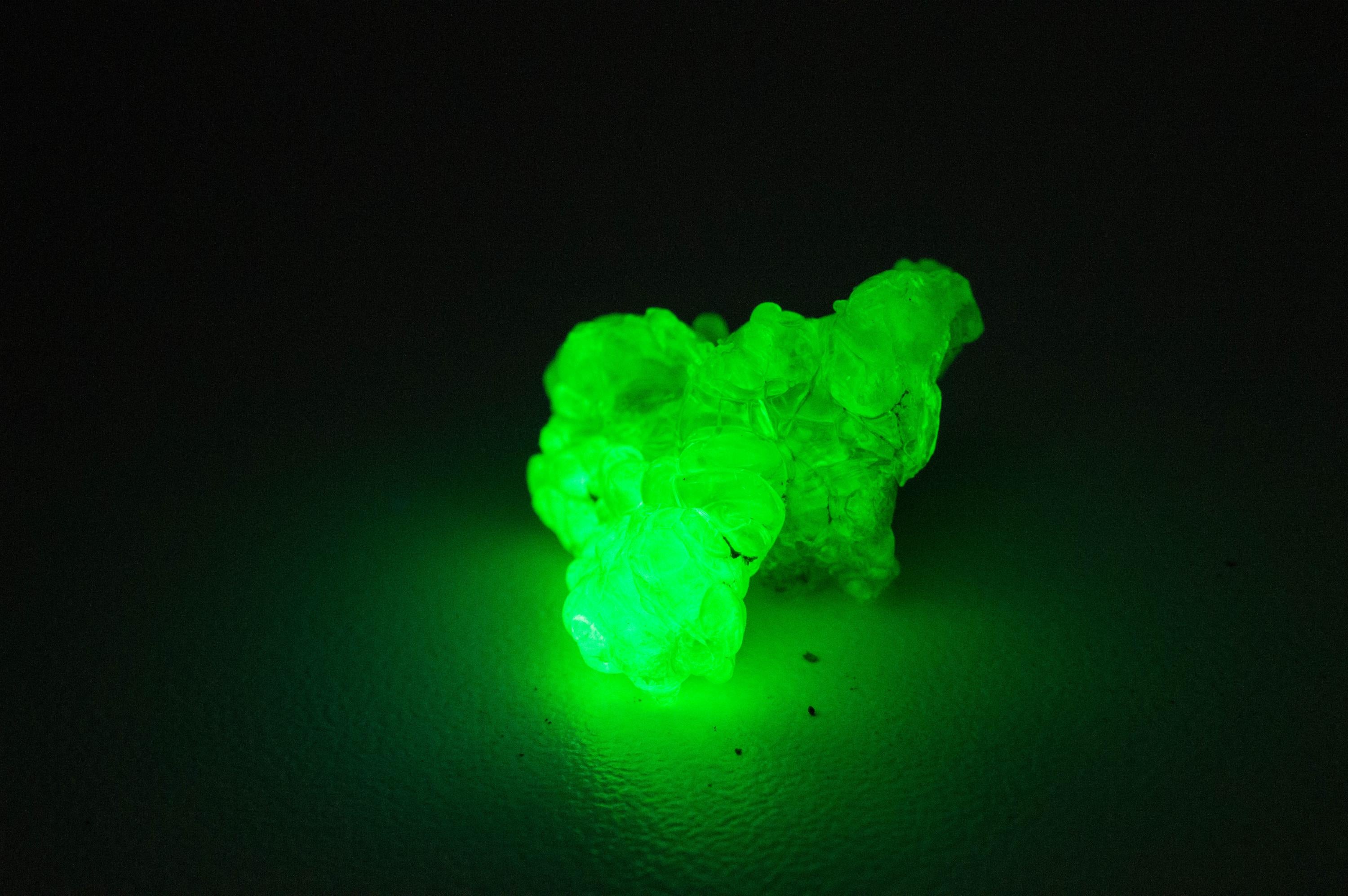 Hyalite Opal Specimen; Natural Untreated Erongo Namibia Fluorescent Opal; 21.675cts
