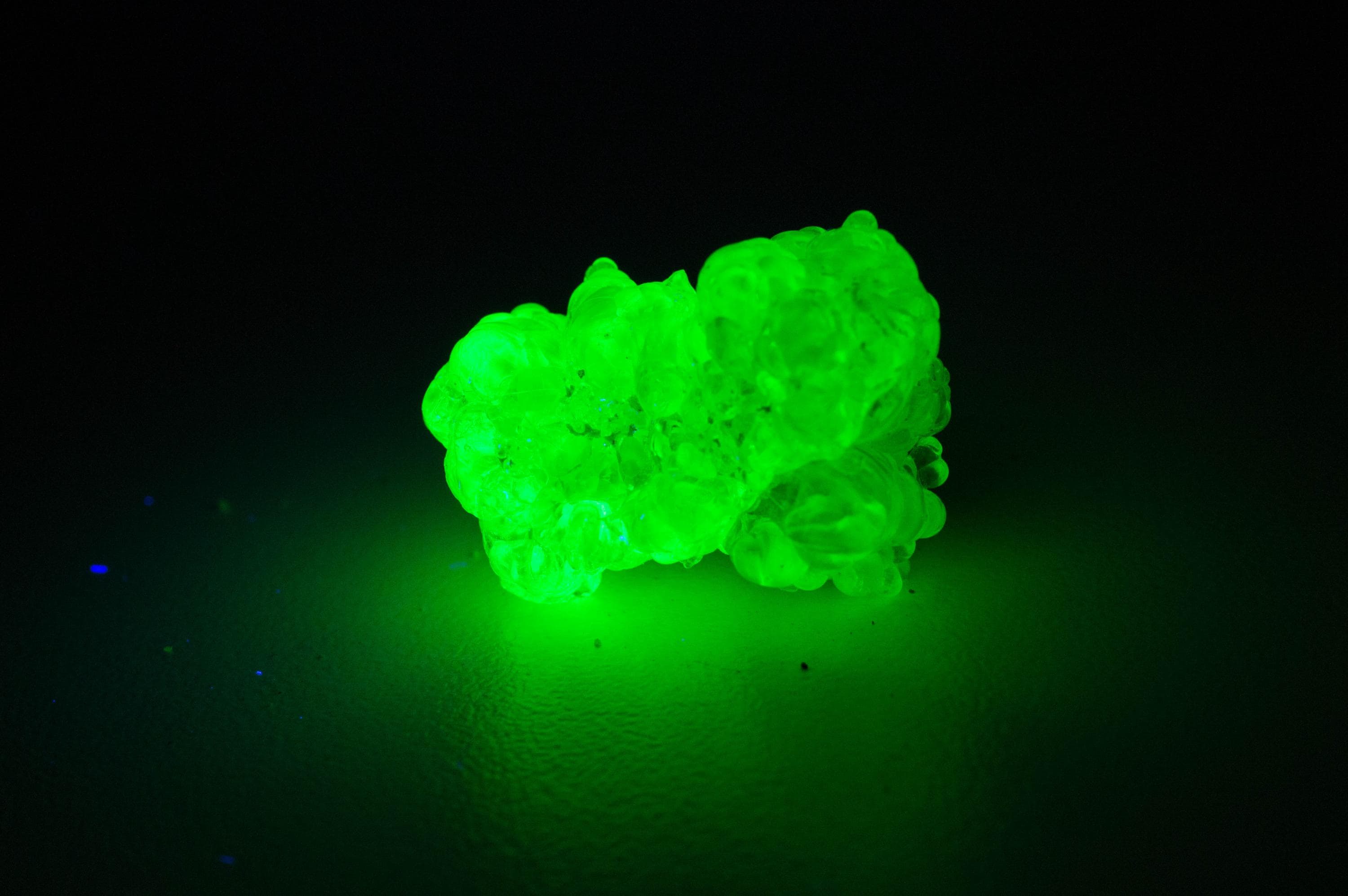 Hyalite Opal Specimen; Natural Untreated Erongo Namibia Fluorescent Opal; 34.110cts
