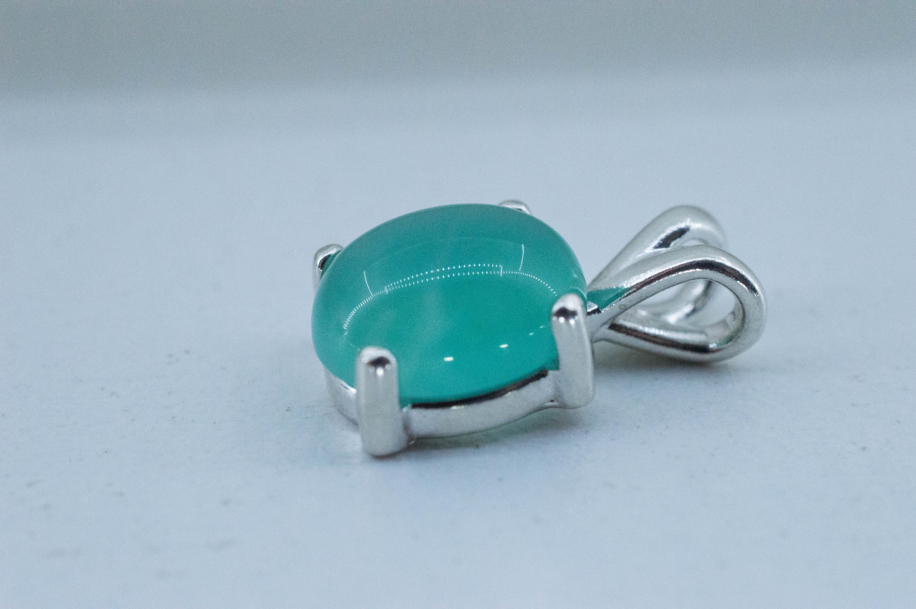 Aquaprase Pendant; Genuine Untreated African Aquaprase™; 3.695cts