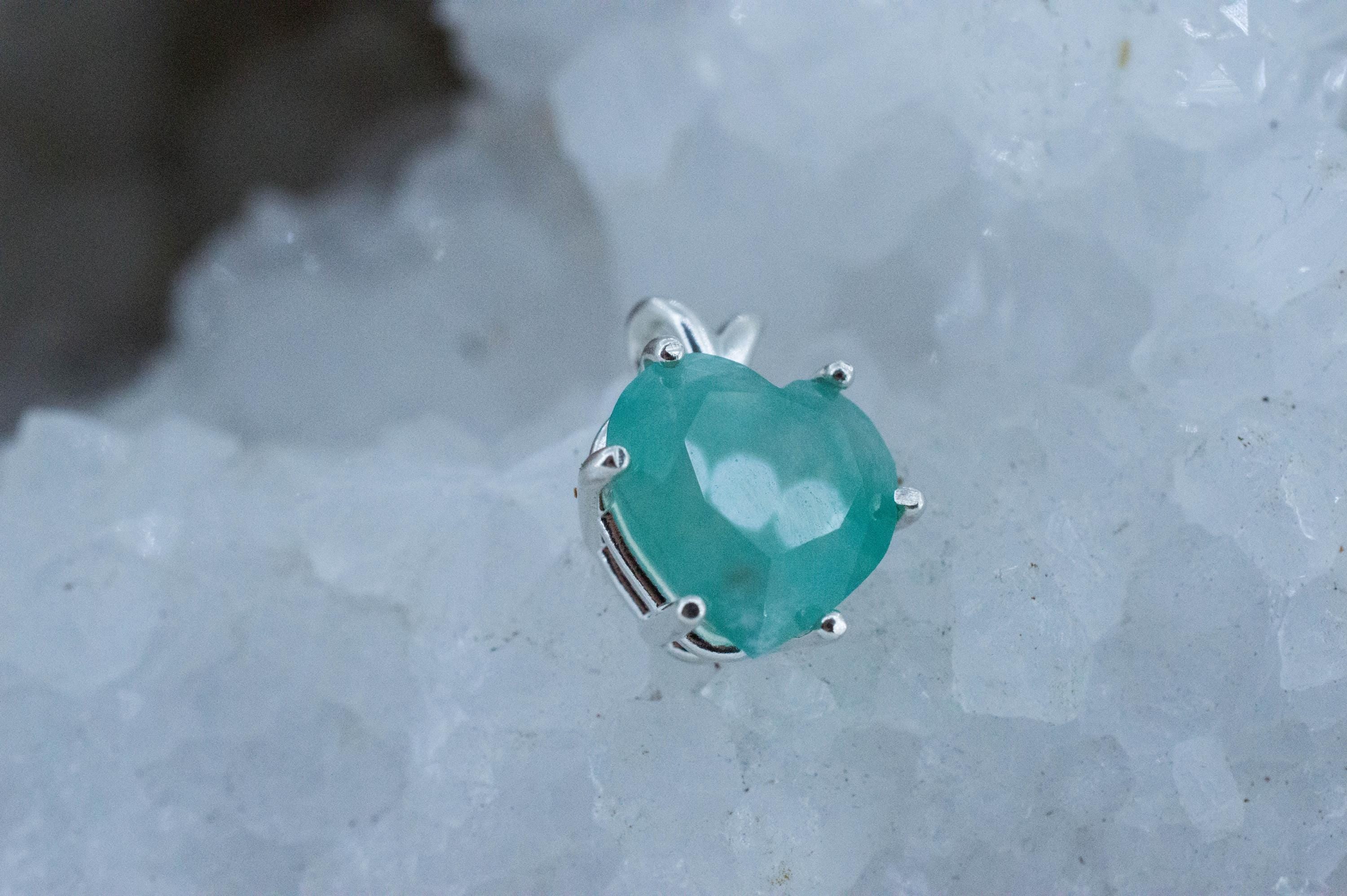 Aquaprase Pendant; Natural Untreated African Aquaprase™; 5.090cts
