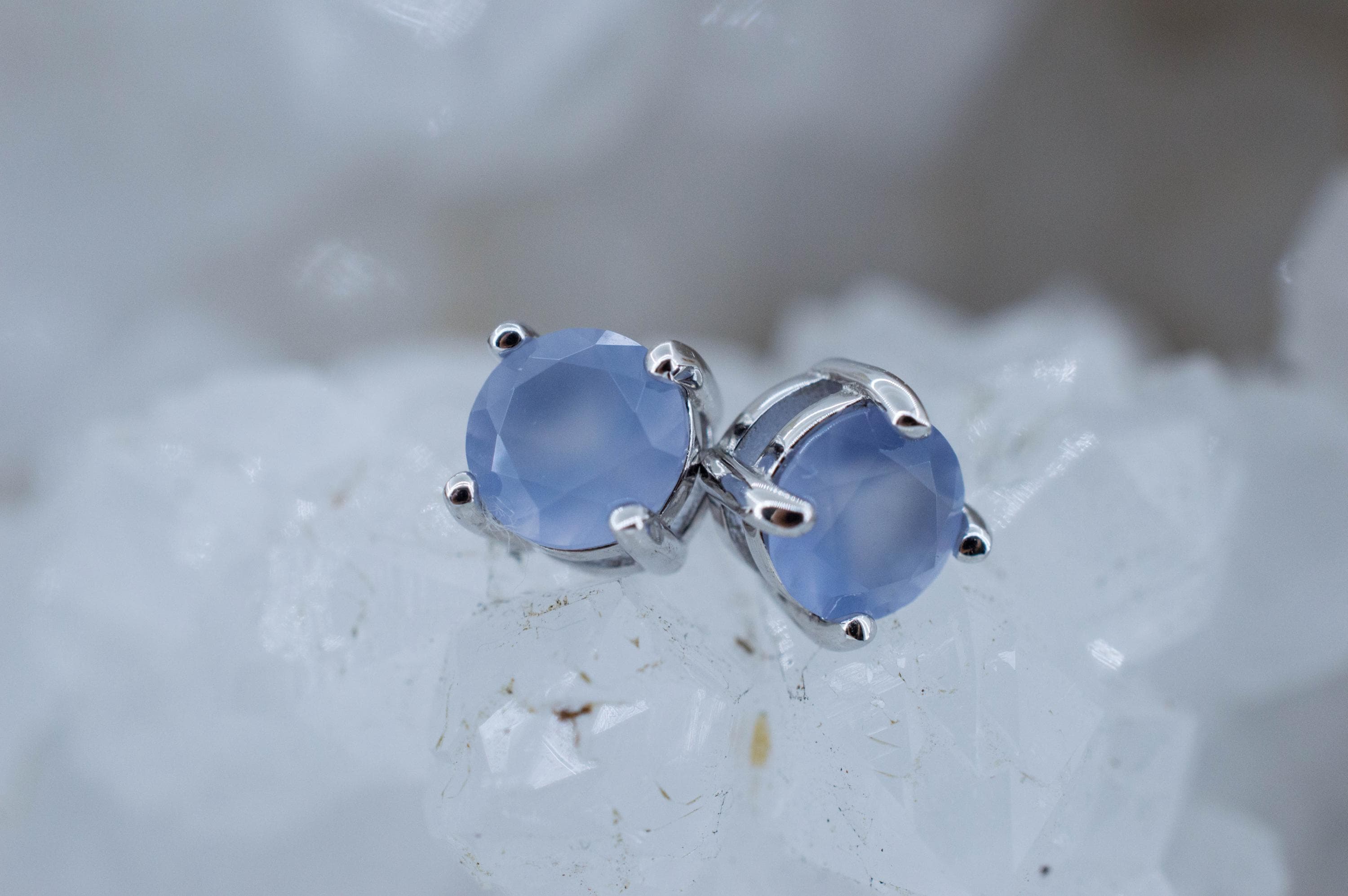 Blue Agate Earrings; Natural Untreated Namibia Agate; 0.960cts