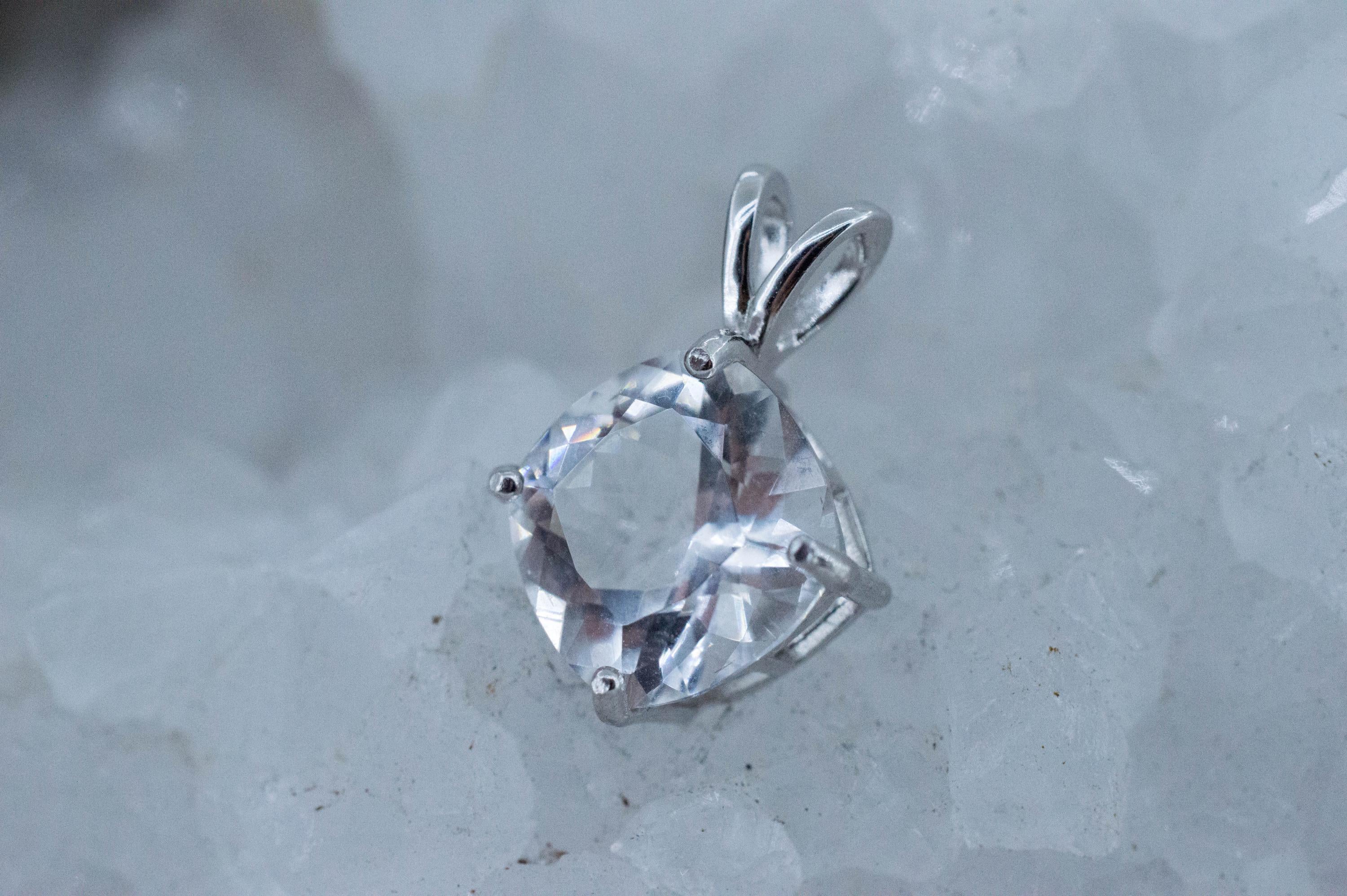 Quartz Pendant, Natural Untreated Tanzania Mondo Quartz; 3.580cts