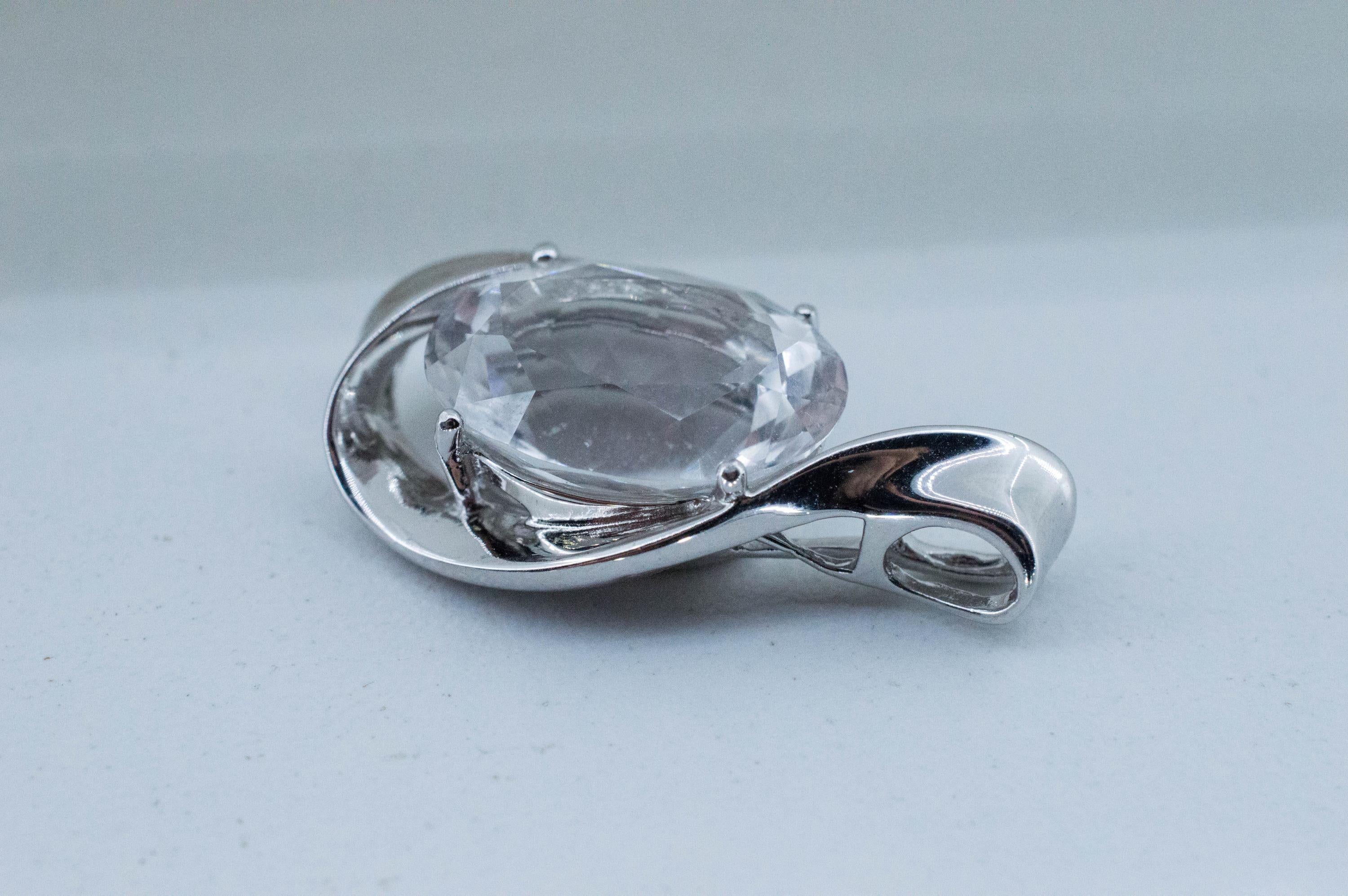 Quartz Pendant, Natural Untreated Tanzania Mondo Quartz; 12.505cts