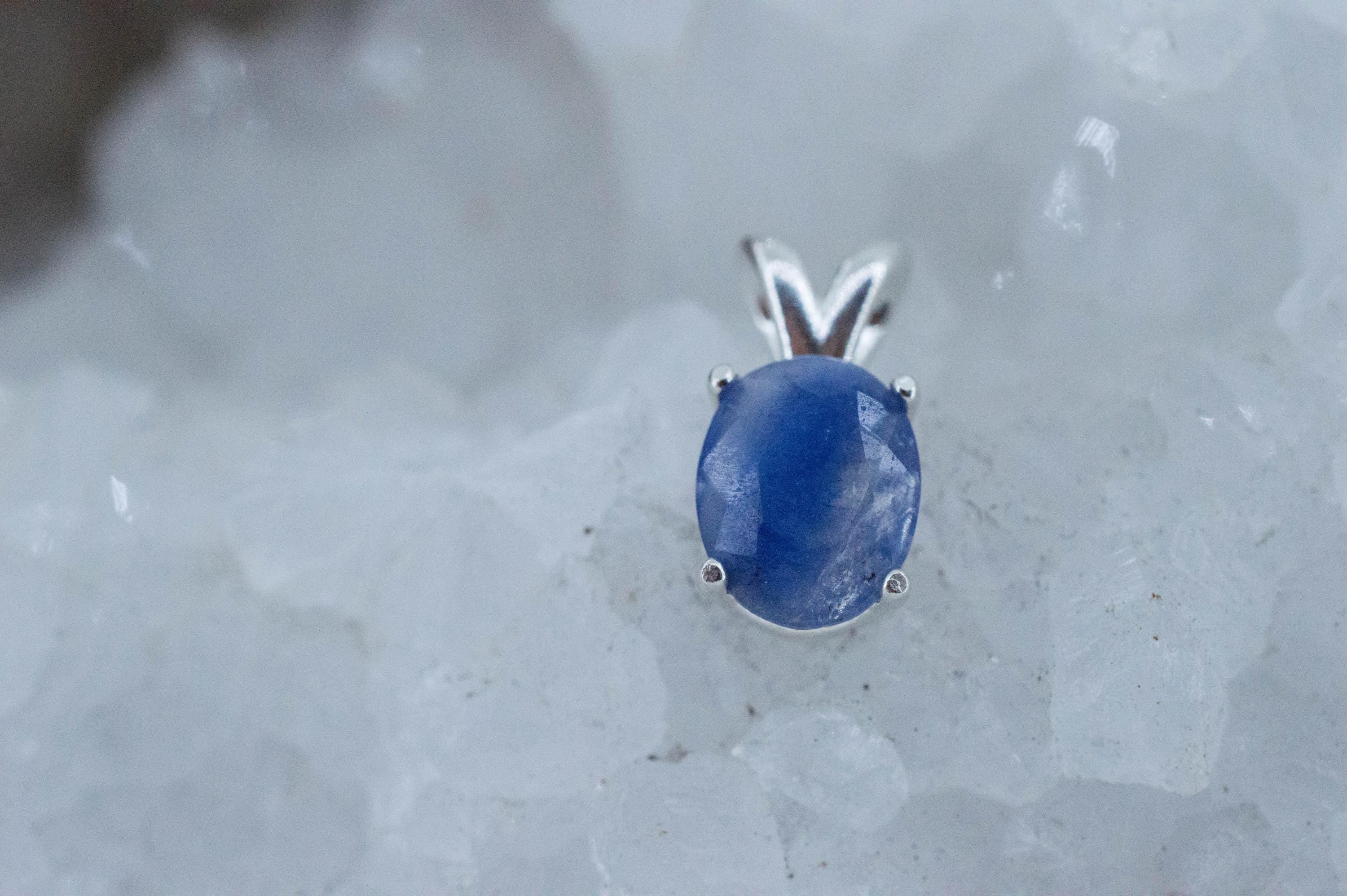 Dumortierite Quartz Pendant; Natural Untreated Brazil Dumortierite; 1.425cts