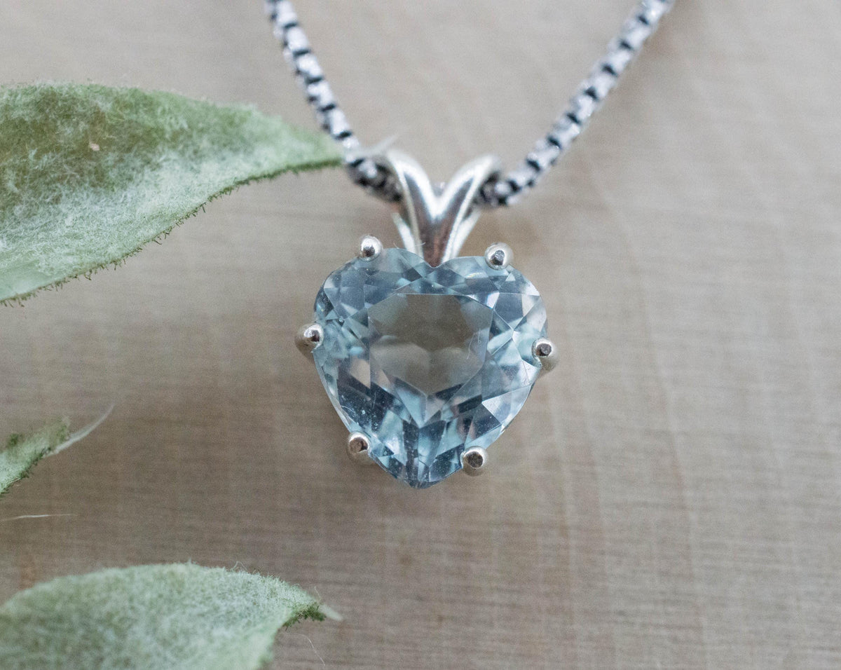 Aquamarine Pendant; Natural Untreated Brazil Aquamarine; 3.725cts