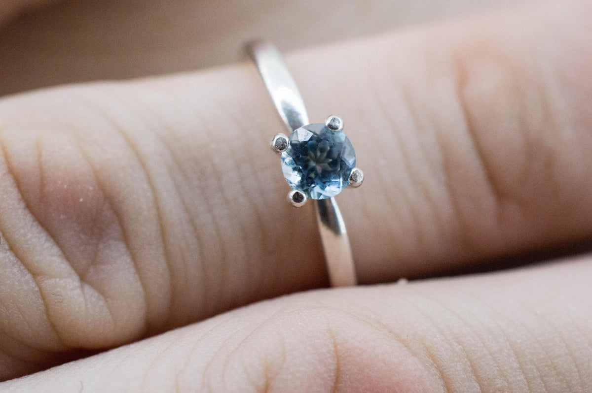 Aquamarine Ring, Natural Untreated Nigeria Aquamarine; 0.400cts