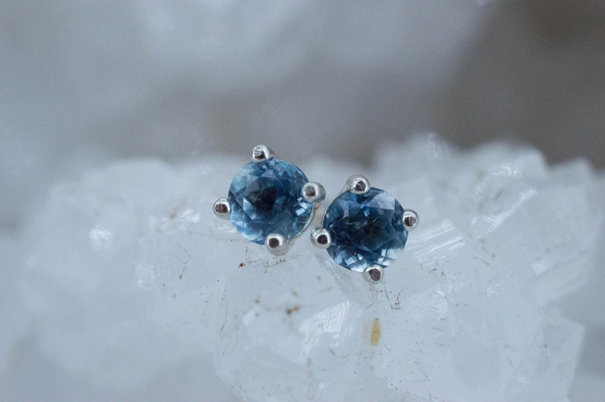 Aquamarine Earrings; Natural Untreated Nigeria Aquamarine; 0.510cts