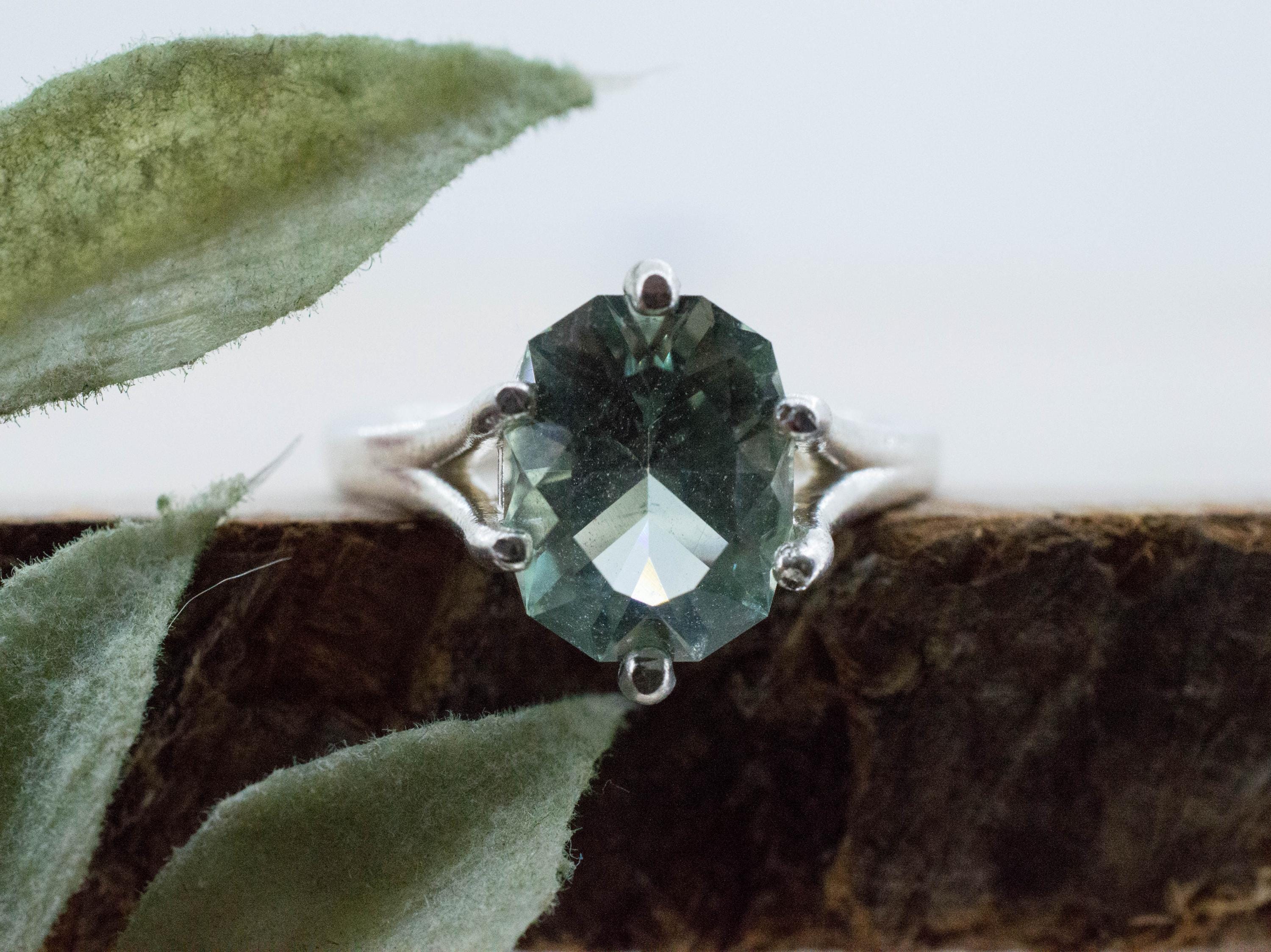 Prasiolite Ring, Natural Brazil Green Amethyst; 3.160cts