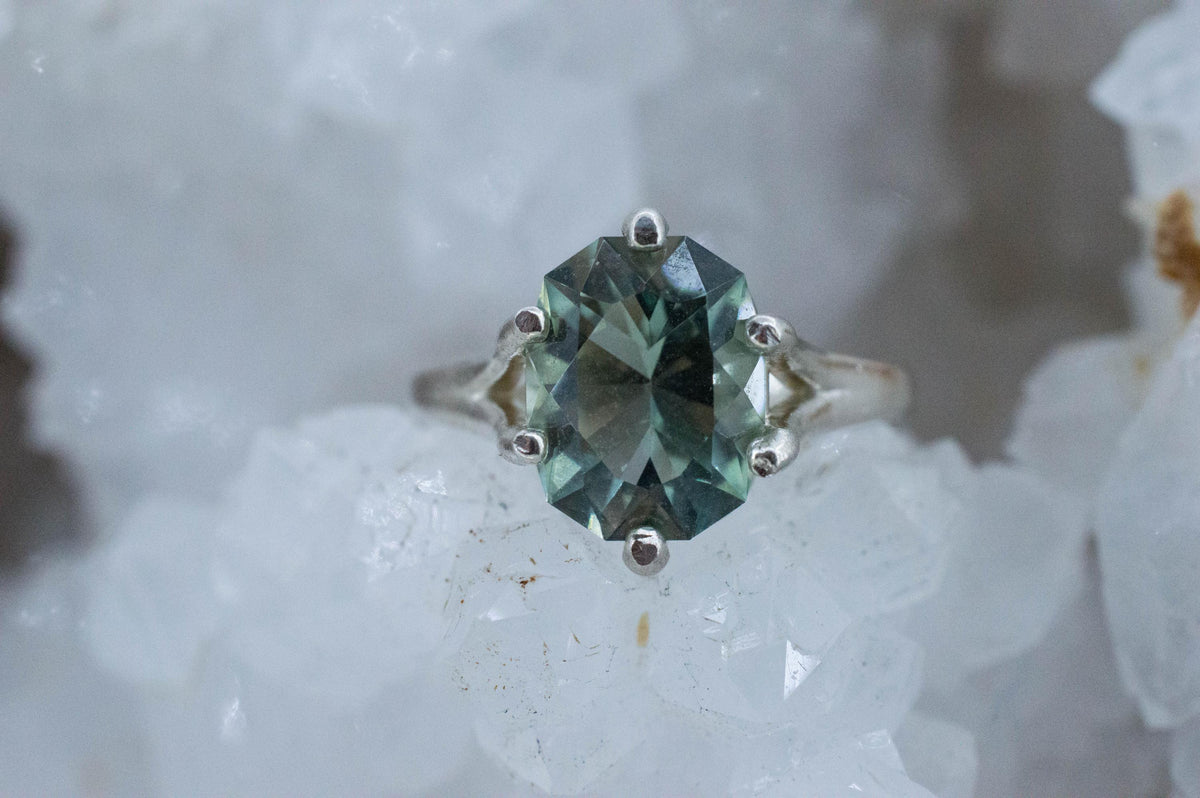 Prasiolite Ring, Natural Brazil Green Amethyst; 3.160cts